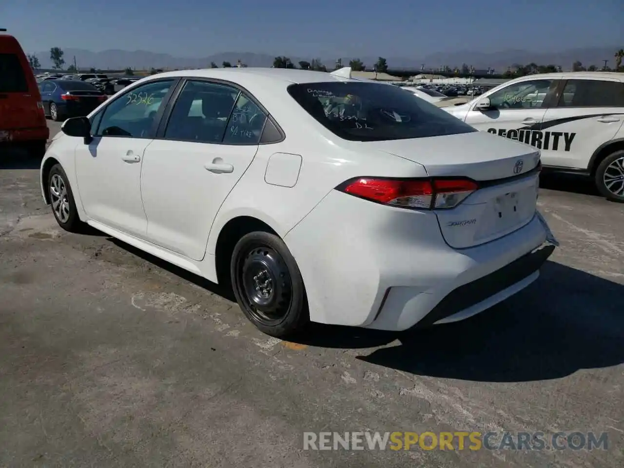 3 Photograph of a damaged car 5YFEPRAE9LP109762 TOYOTA COROLLA 2020