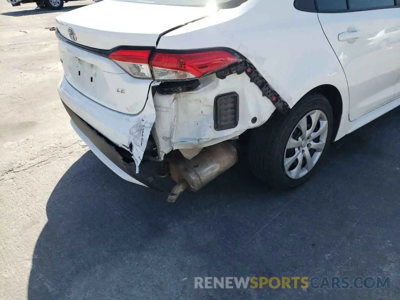 9 Photograph of a damaged car 5YFEPRAE9LP109762 TOYOTA COROLLA 2020