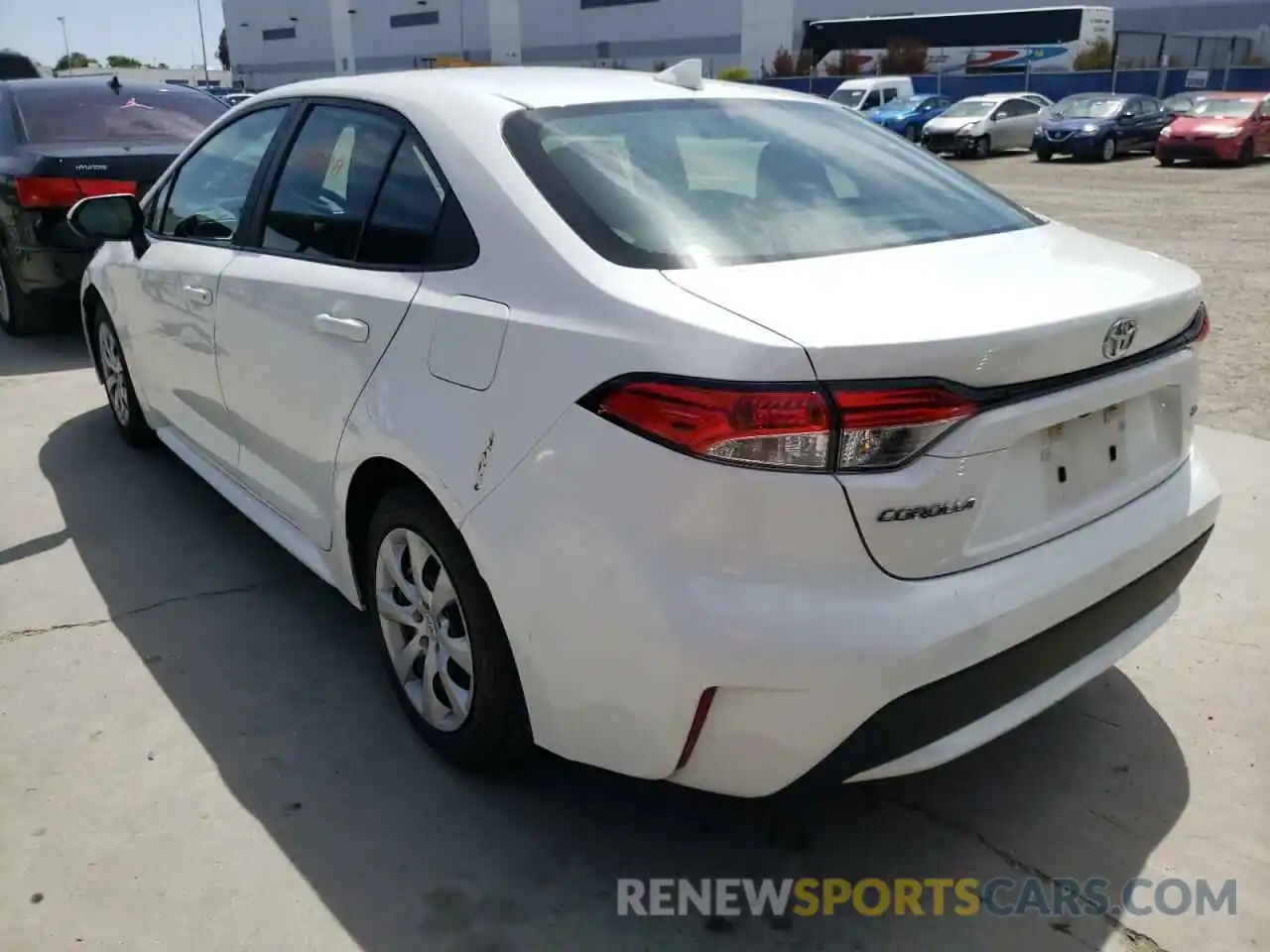 3 Photograph of a damaged car 5YFEPRAE9LP110281 TOYOTA COROLLA 2020