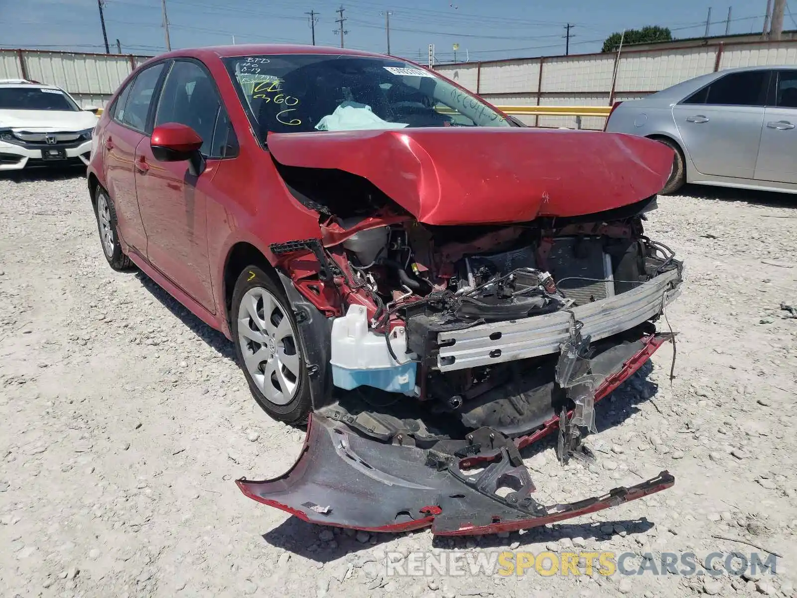 1 Photograph of a damaged car 5YFEPRAE9LP110734 TOYOTA COROLLA 2020