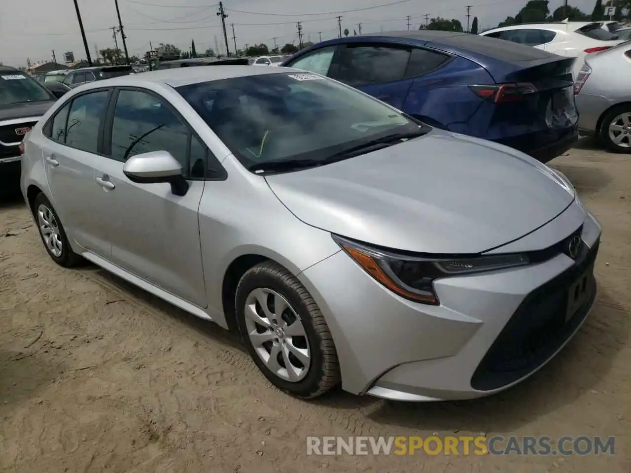 1 Photograph of a damaged car 5YFEPRAE9LP110832 TOYOTA COROLLA 2020