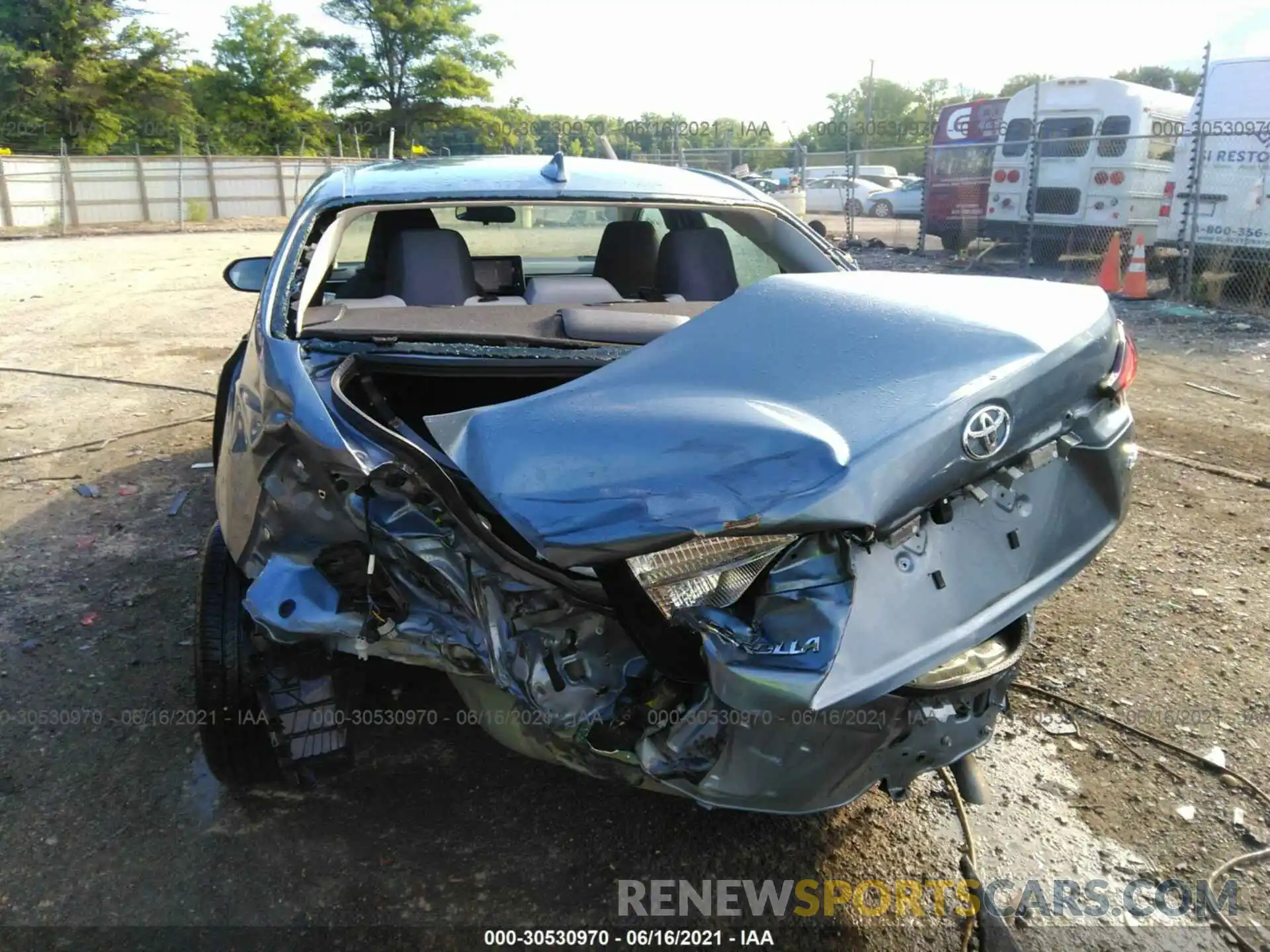 6 Photograph of a damaged car 5YFEPRAE9LP112659 TOYOTA COROLLA 2020