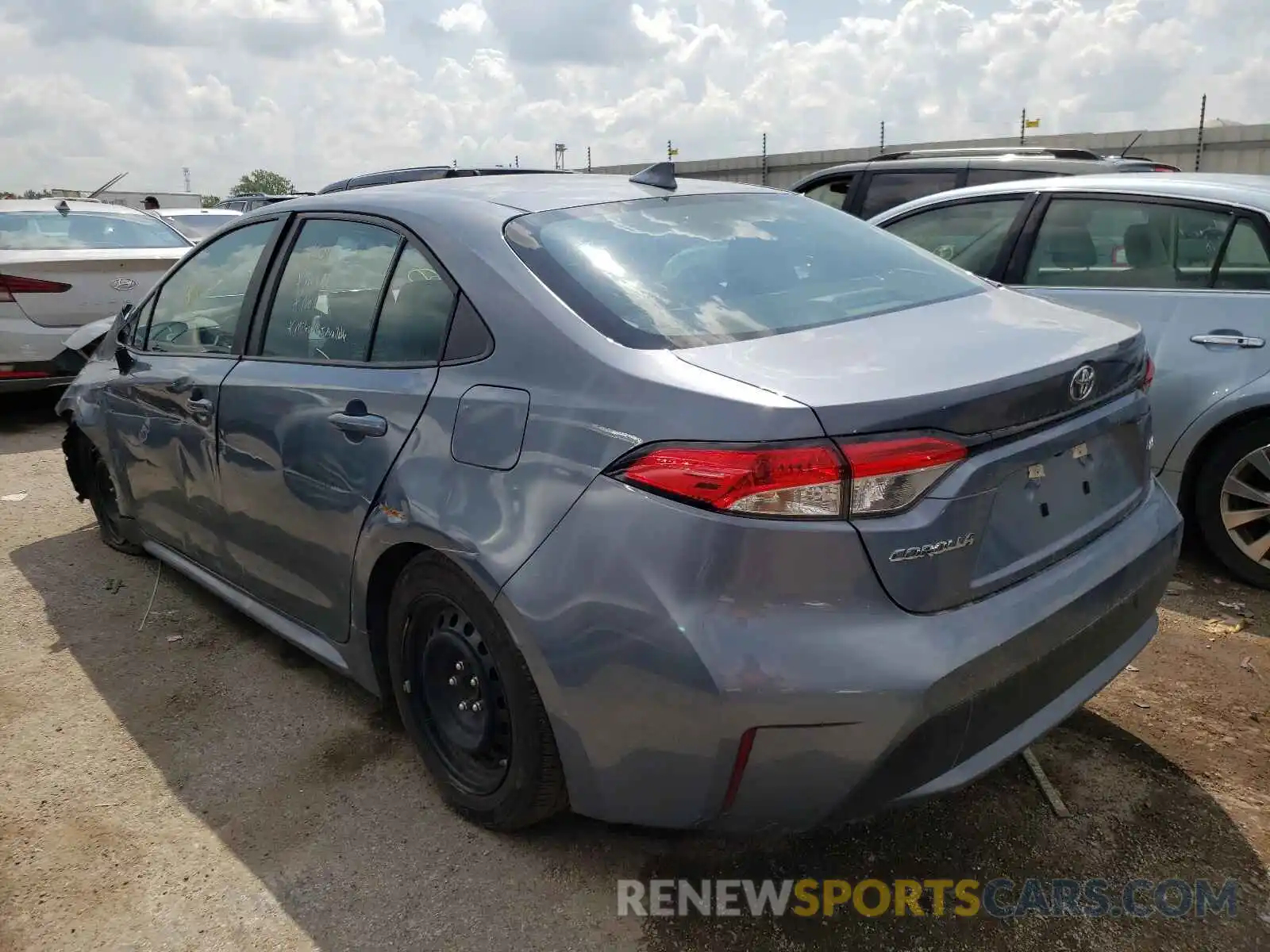 3 Photograph of a damaged car 5YFEPRAE9LP113598 TOYOTA COROLLA 2020