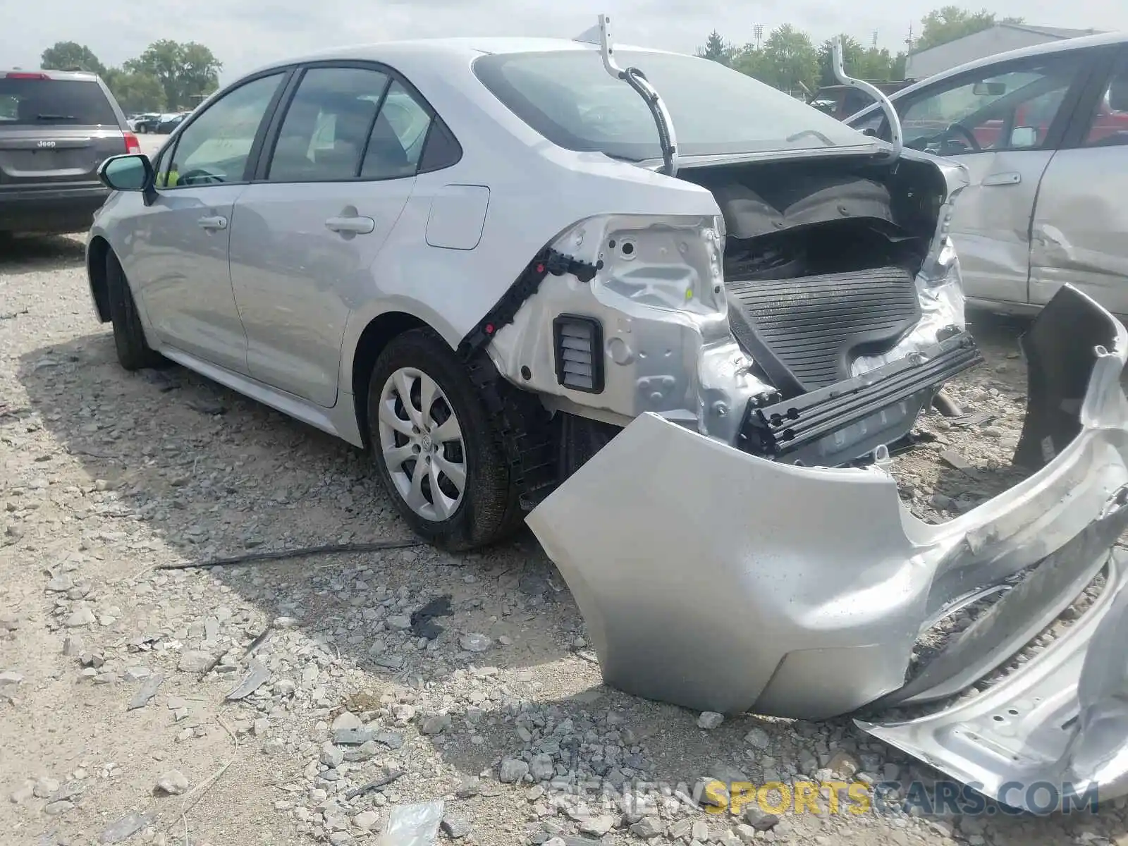 3 Photograph of a damaged car 5YFEPRAE9LP114086 TOYOTA COROLLA 2020