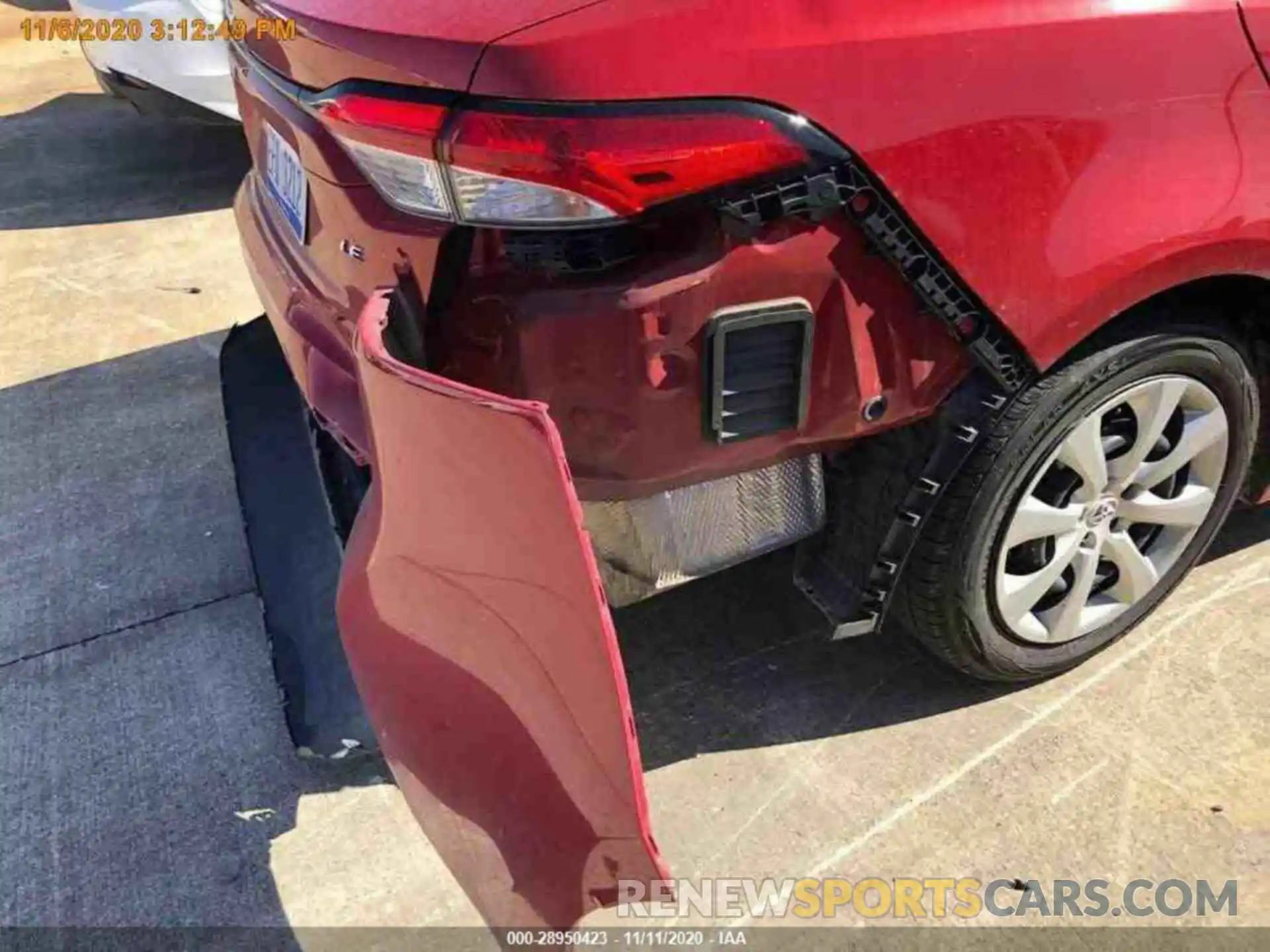 13 Photograph of a damaged car 5YFEPRAE9LP114508 TOYOTA COROLLA 2020