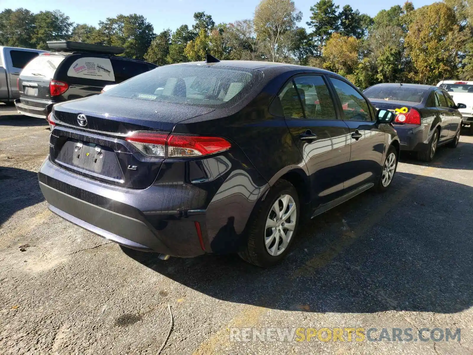 4 Photograph of a damaged car 5YFEPRAE9LP115044 TOYOTA COROLLA 2020