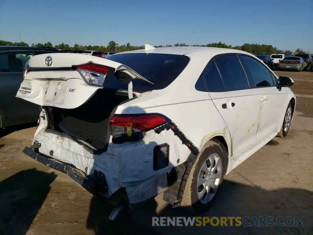 4 Photograph of a damaged car 5YFEPRAE9LP115318 TOYOTA COROLLA 2020