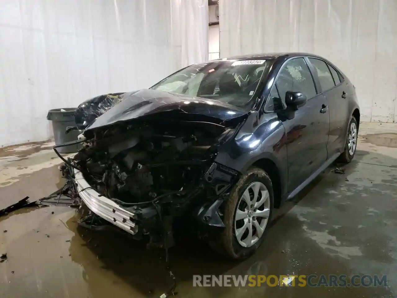 2 Photograph of a damaged car 5YFEPRAE9LP115402 TOYOTA COROLLA 2020