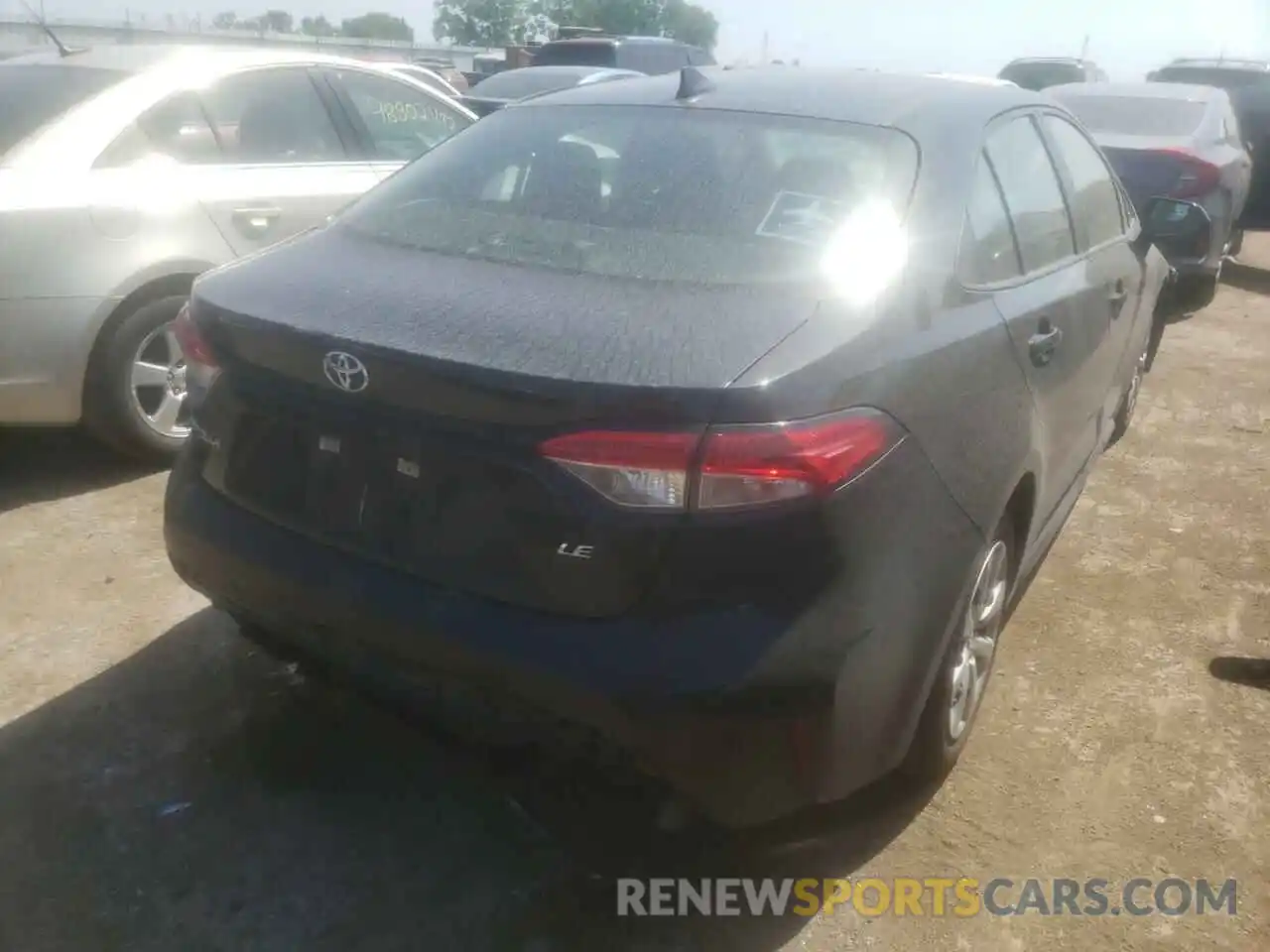 4 Photograph of a damaged car 5YFEPRAE9LP115965 TOYOTA COROLLA 2020