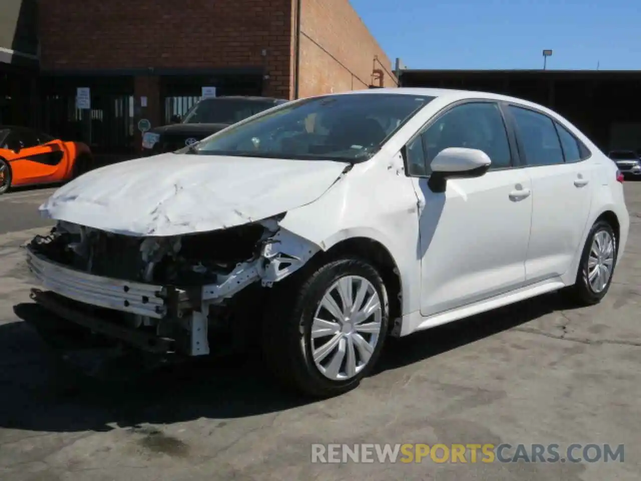 2 Photograph of a damaged car 5YFEPRAE9LP117585 TOYOTA COROLLA 2020