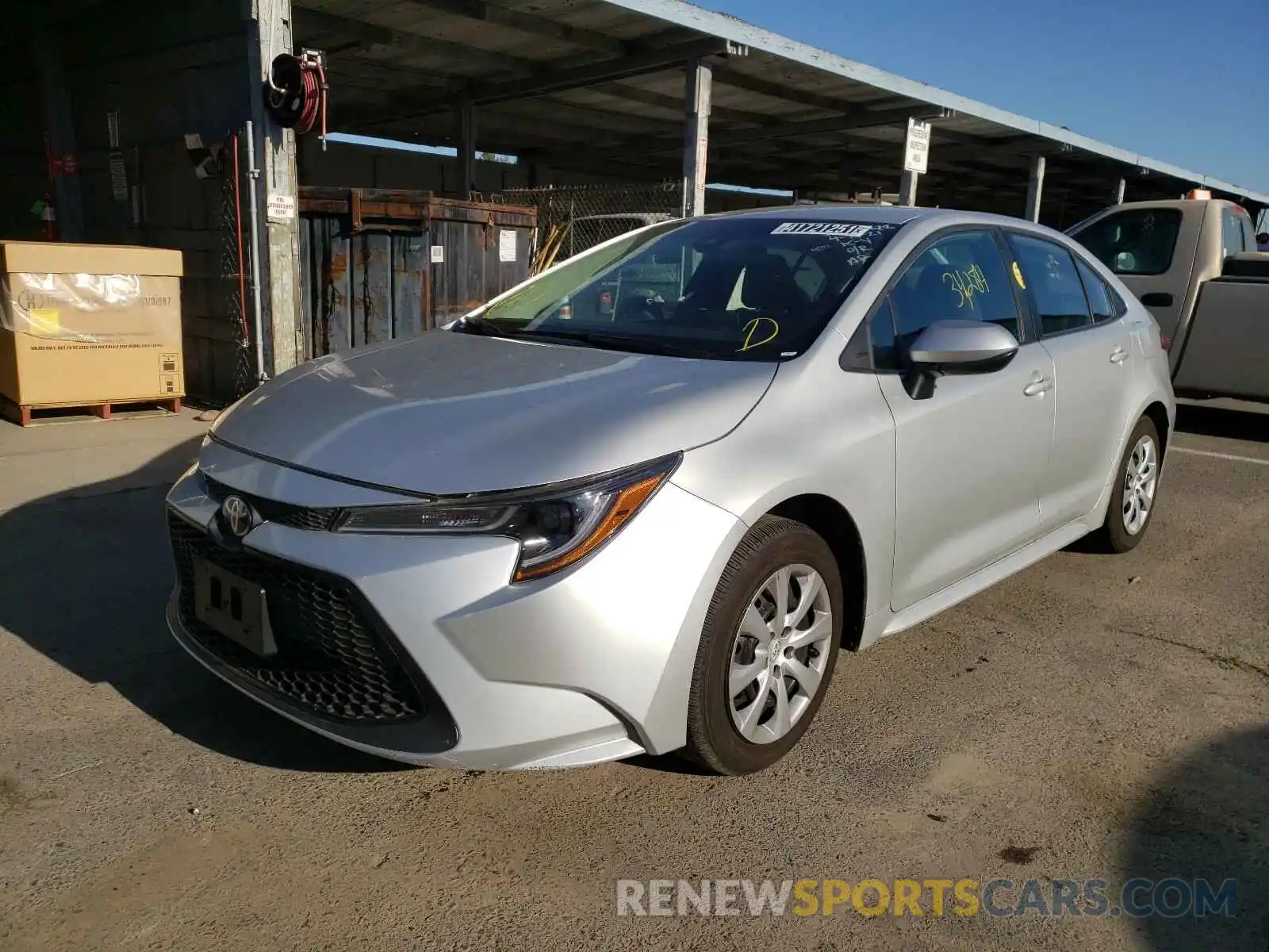 2 Photograph of a damaged car 5YFEPRAE9LP117828 TOYOTA COROLLA 2020