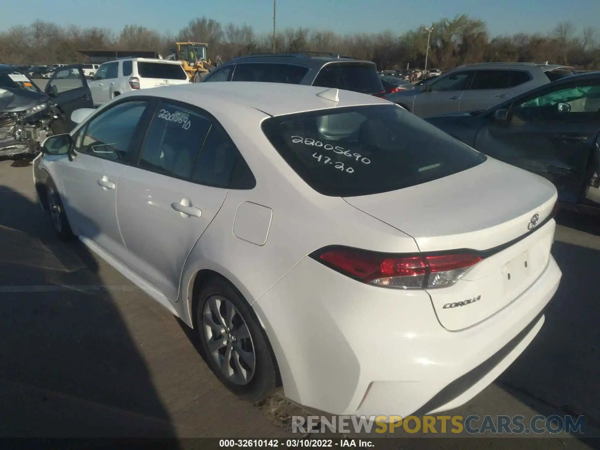 3 Photograph of a damaged car 5YFEPRAE9LP118140 TOYOTA COROLLA 2020