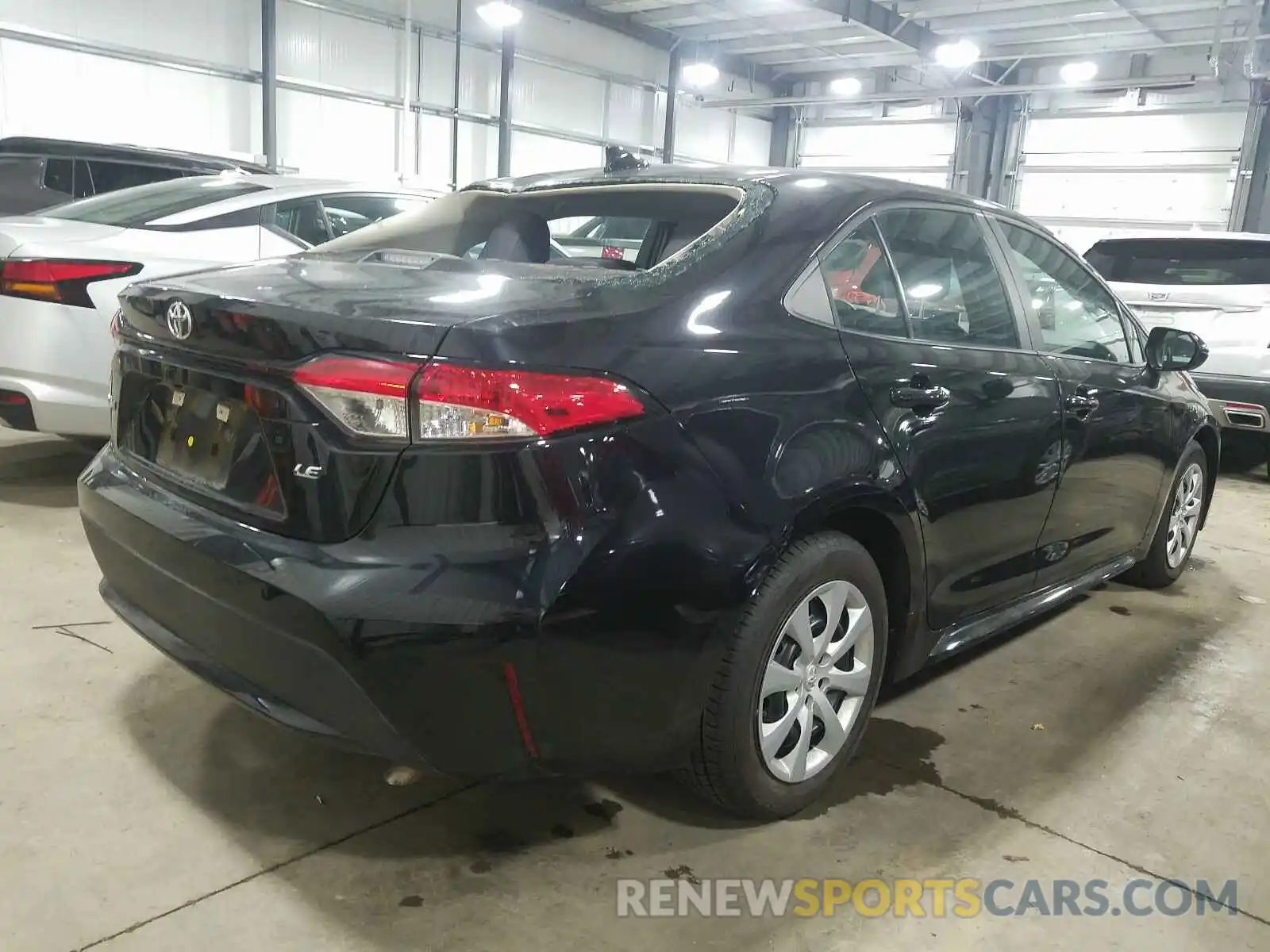 4 Photograph of a damaged car 5YFEPRAE9LP118476 TOYOTA COROLLA 2020