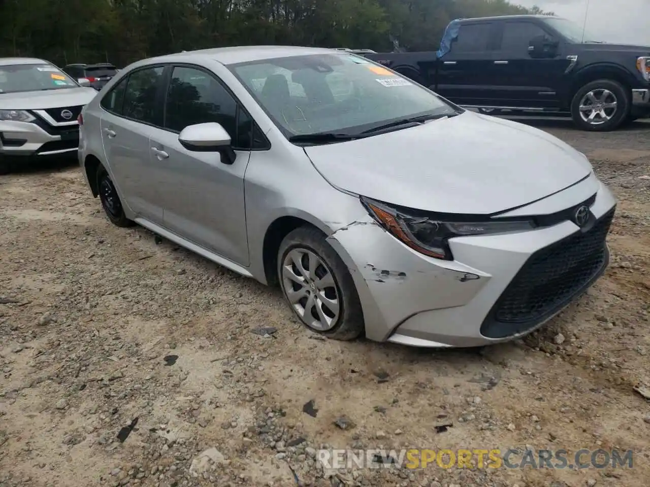 1 Photograph of a damaged car 5YFEPRAE9LP118557 TOYOTA COROLLA 2020