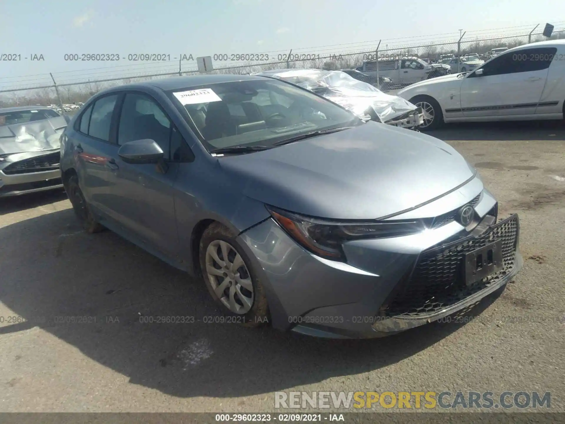 1 Photograph of a damaged car 5YFEPRAE9LP118915 TOYOTA COROLLA 2020