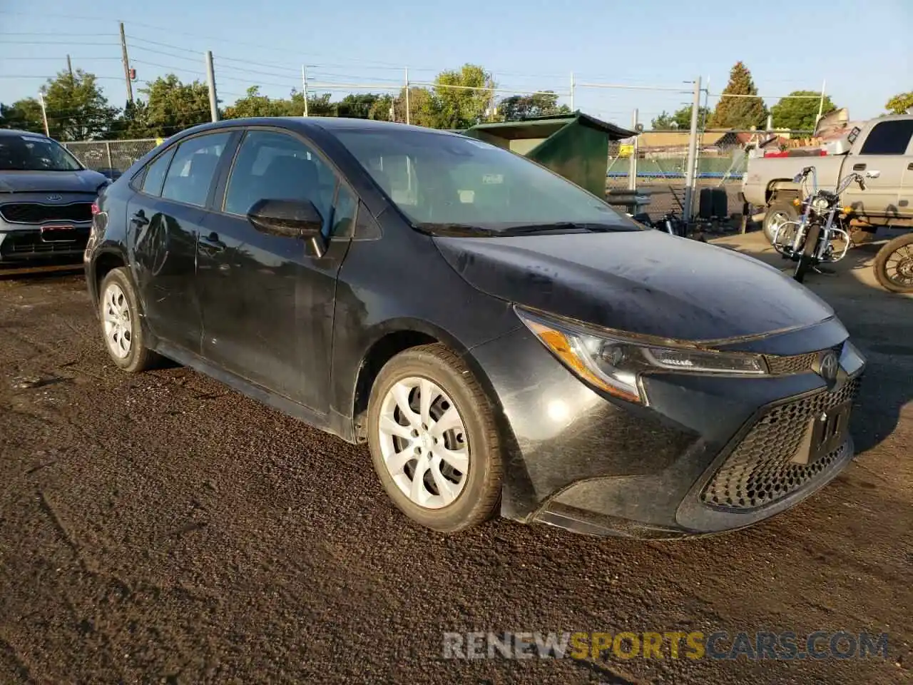 1 Photograph of a damaged car 5YFEPRAE9LP119031 TOYOTA COROLLA 2020