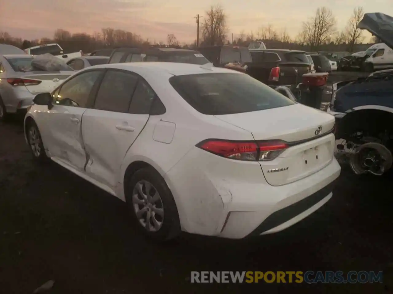 3 Photograph of a damaged car 5YFEPRAE9LP119448 TOYOTA COROLLA 2020