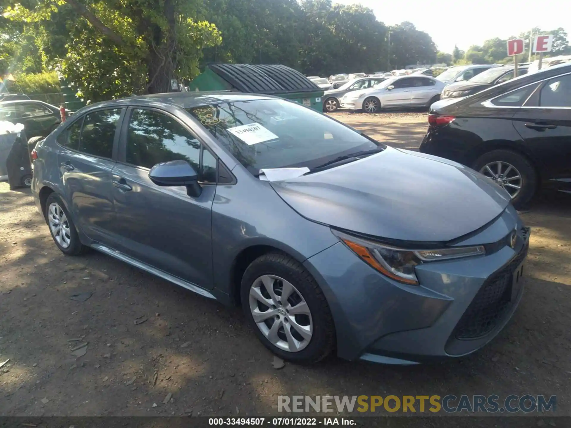 1 Photograph of a damaged car 5YFEPRAE9LP119952 TOYOTA COROLLA 2020