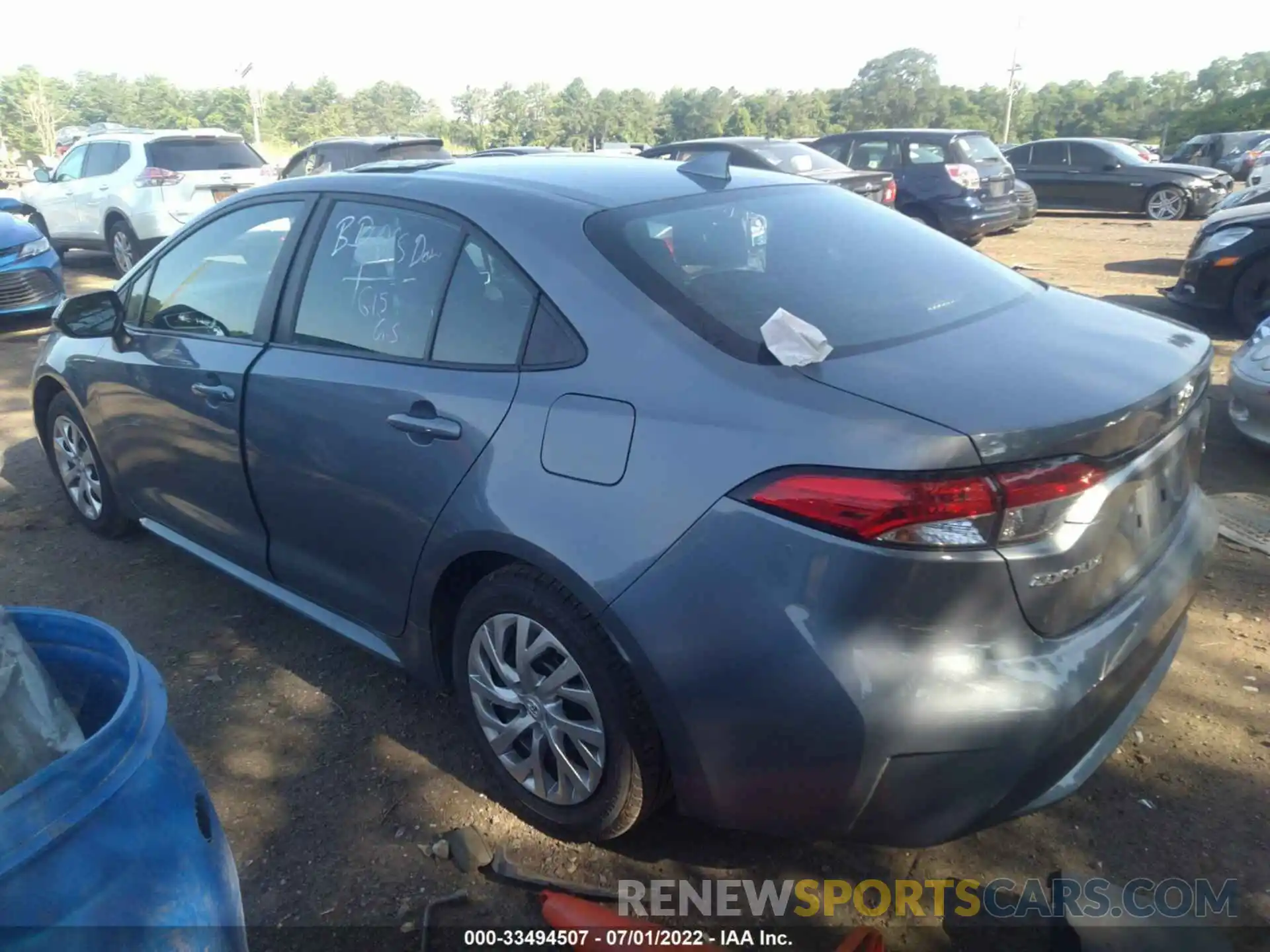 3 Photograph of a damaged car 5YFEPRAE9LP119952 TOYOTA COROLLA 2020