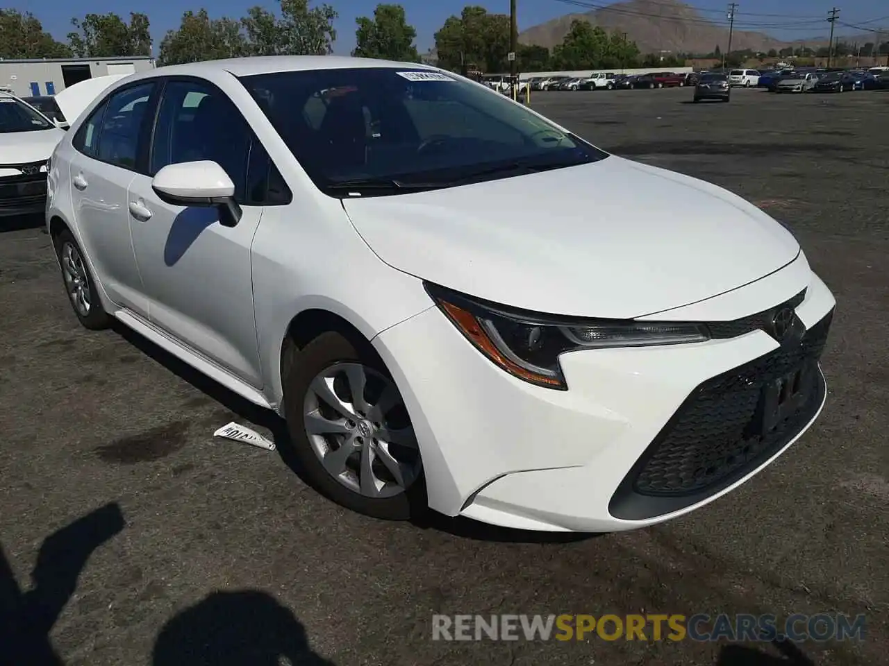 1 Photograph of a damaged car 5YFEPRAE9LP120048 TOYOTA COROLLA 2020