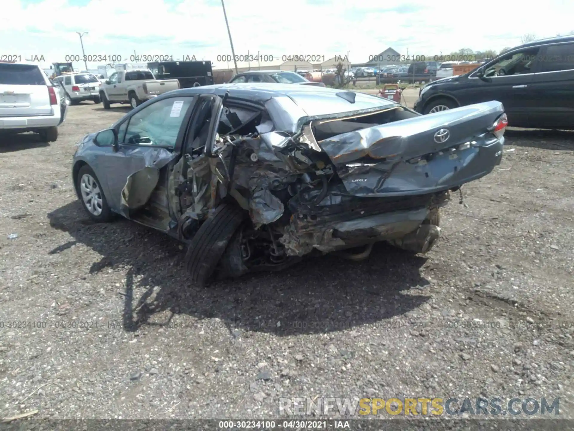 3 Photograph of a damaged car 5YFEPRAE9LP120275 TOYOTA COROLLA 2020
