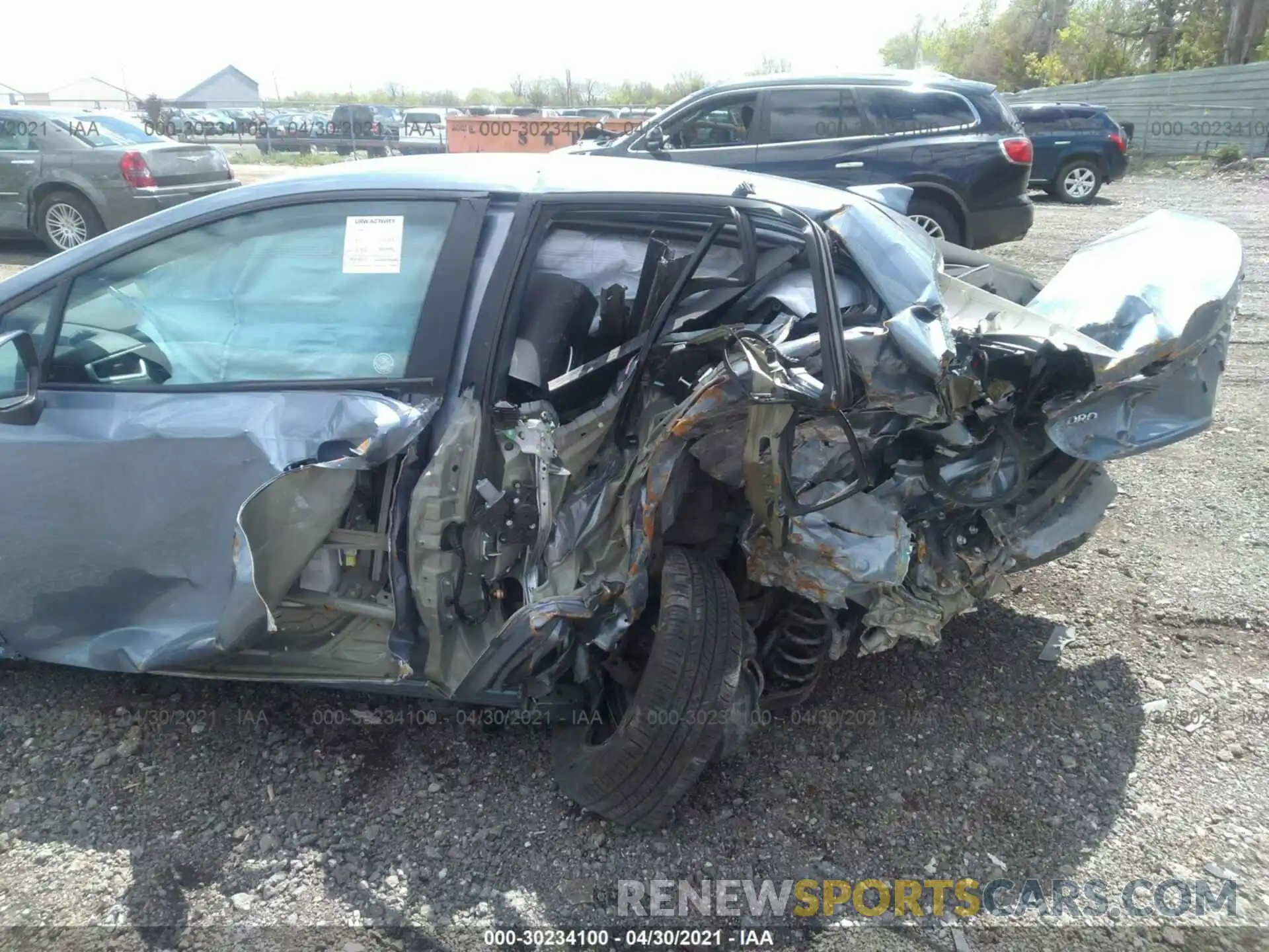 6 Photograph of a damaged car 5YFEPRAE9LP120275 TOYOTA COROLLA 2020
