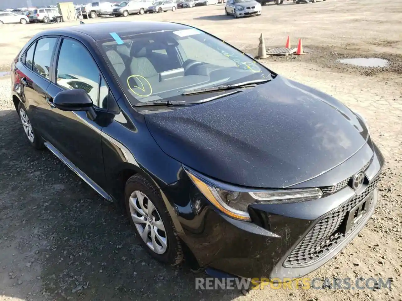 1 Photograph of a damaged car 5YFEPRAE9LP120342 TOYOTA COROLLA 2020