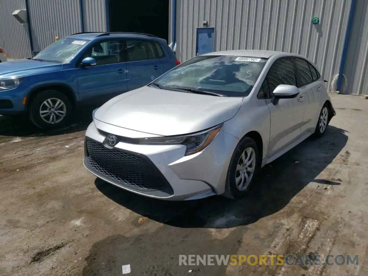 2 Photograph of a damaged car 5YFEPRAE9LP122060 TOYOTA COROLLA 2020