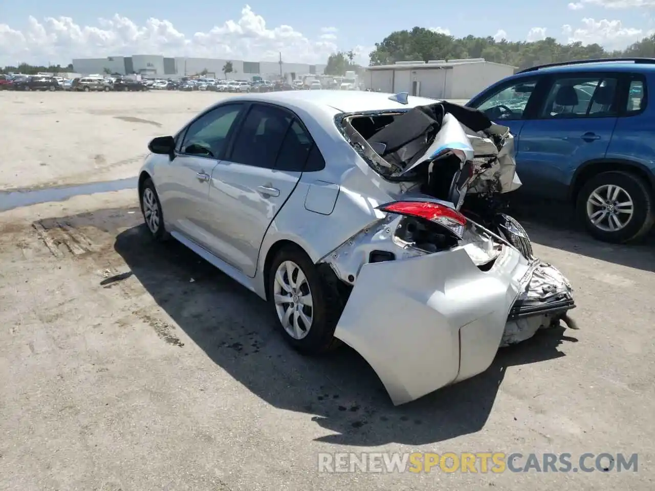 3 Photograph of a damaged car 5YFEPRAE9LP122060 TOYOTA COROLLA 2020