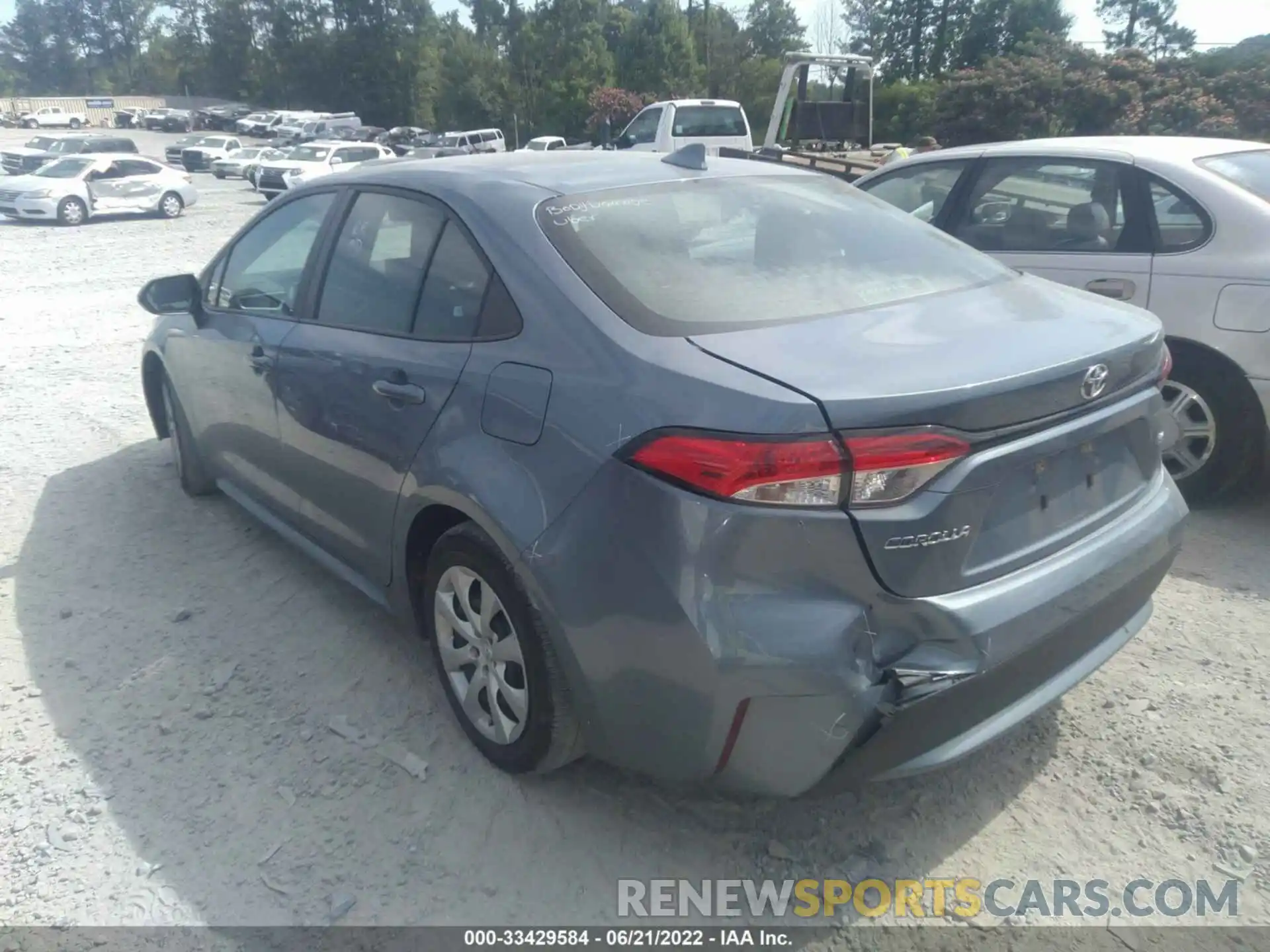 3 Photograph of a damaged car 5YFEPRAE9LP123953 TOYOTA COROLLA 2020