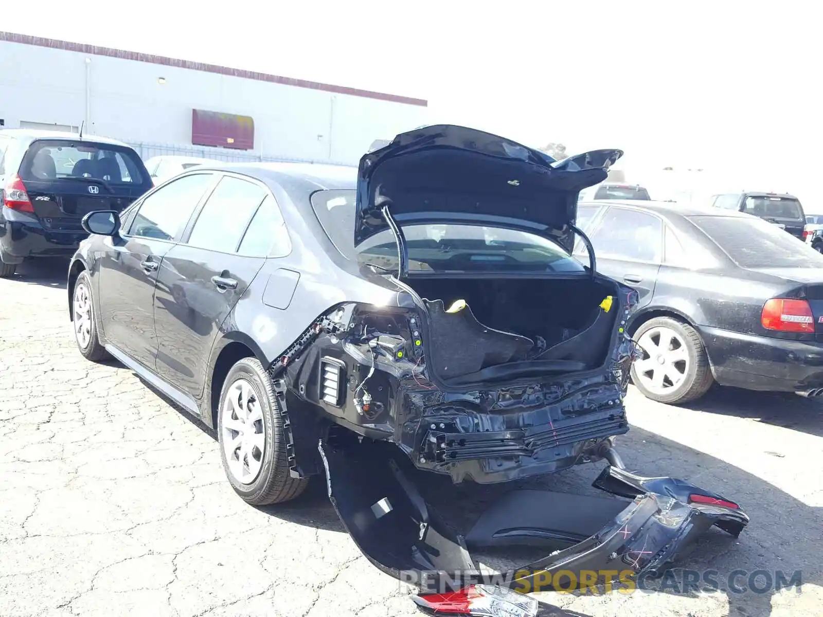 3 Photograph of a damaged car 5YFEPRAE9LP125184 TOYOTA COROLLA 2020