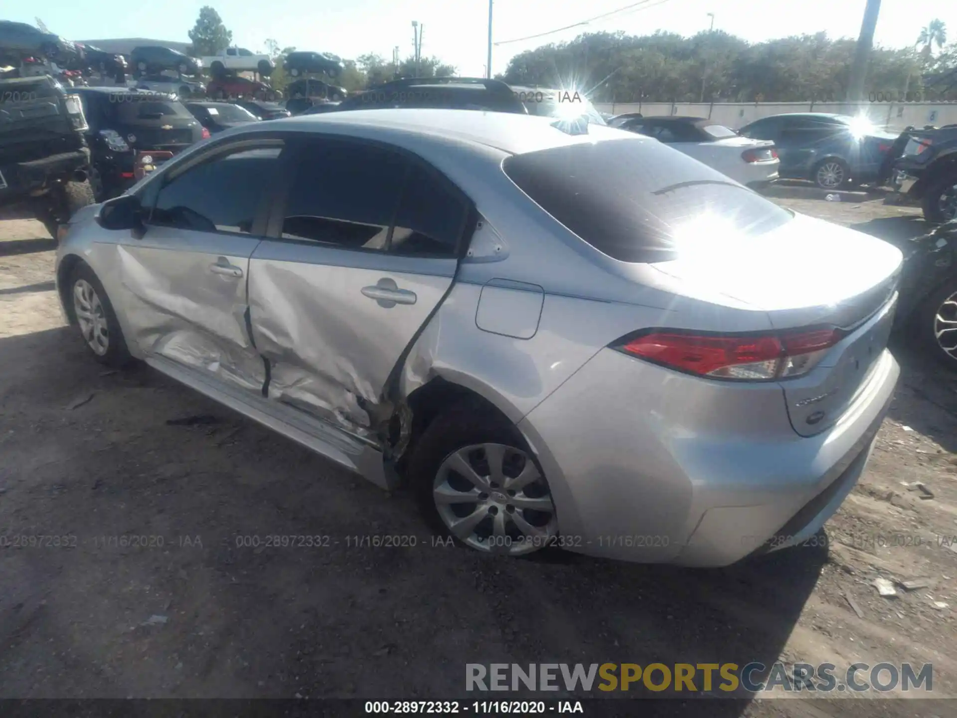 3 Photograph of a damaged car 5YFEPRAE9LP125766 TOYOTA COROLLA 2020