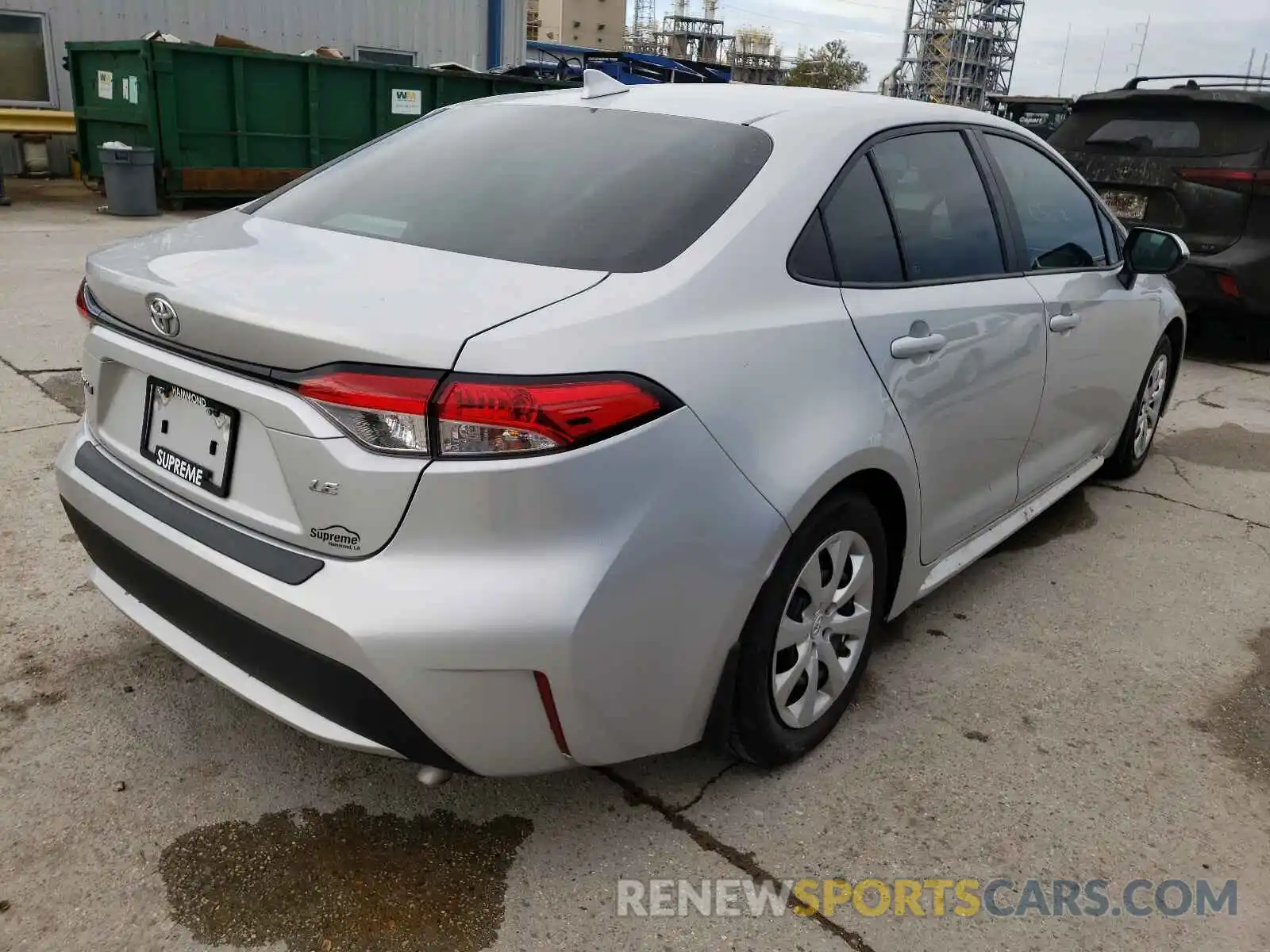 4 Photograph of a damaged car 5YFEPRAE9LP126934 TOYOTA COROLLA 2020