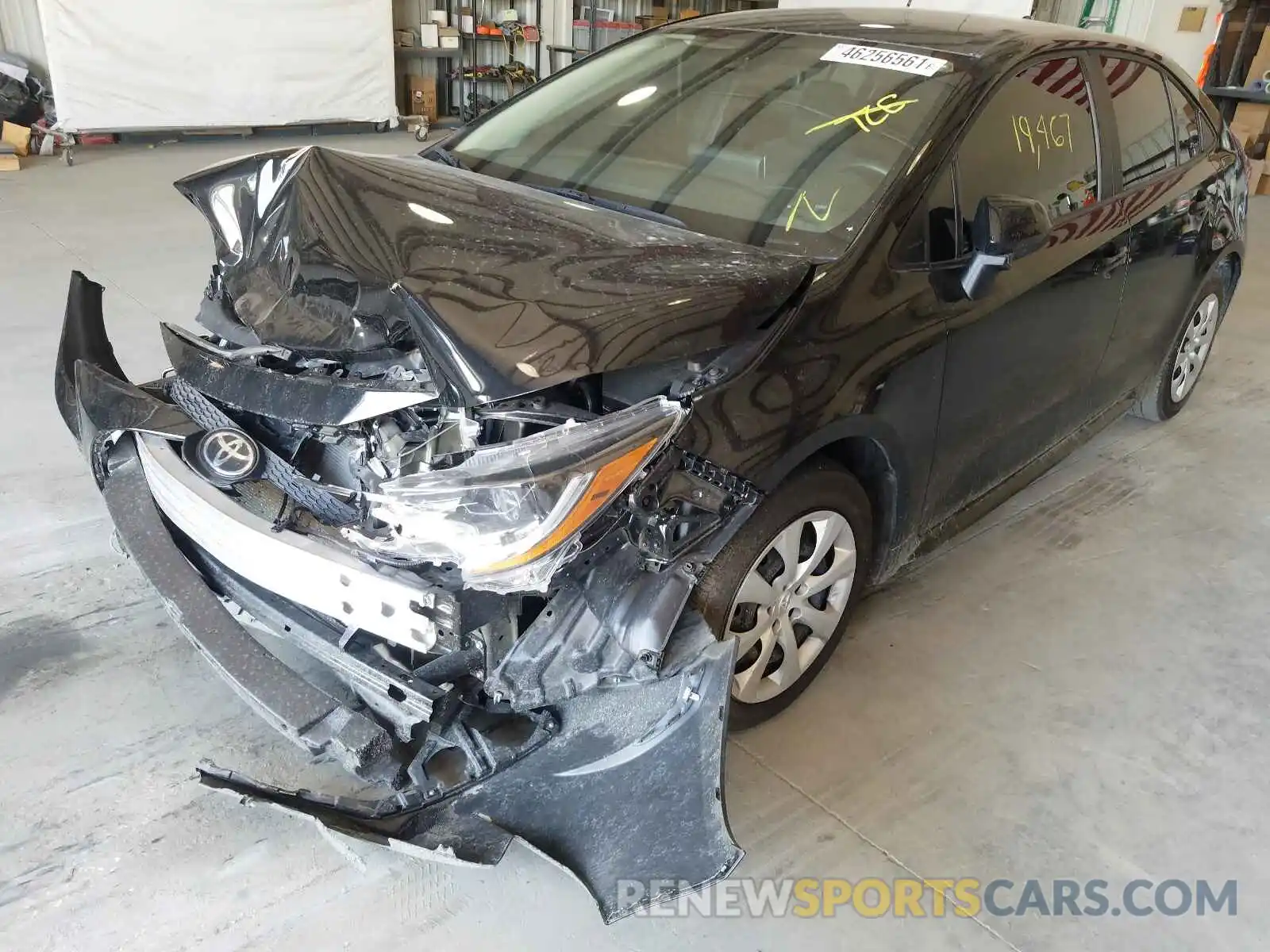 2 Photograph of a damaged car 5YFEPRAE9LP129333 TOYOTA COROLLA 2020