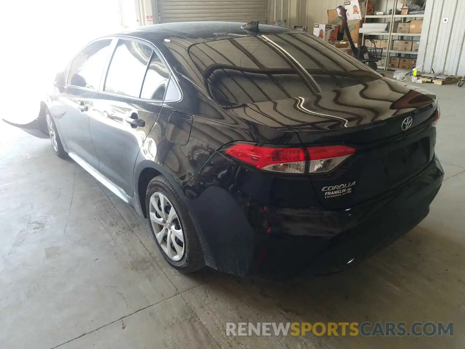 3 Photograph of a damaged car 5YFEPRAE9LP129333 TOYOTA COROLLA 2020