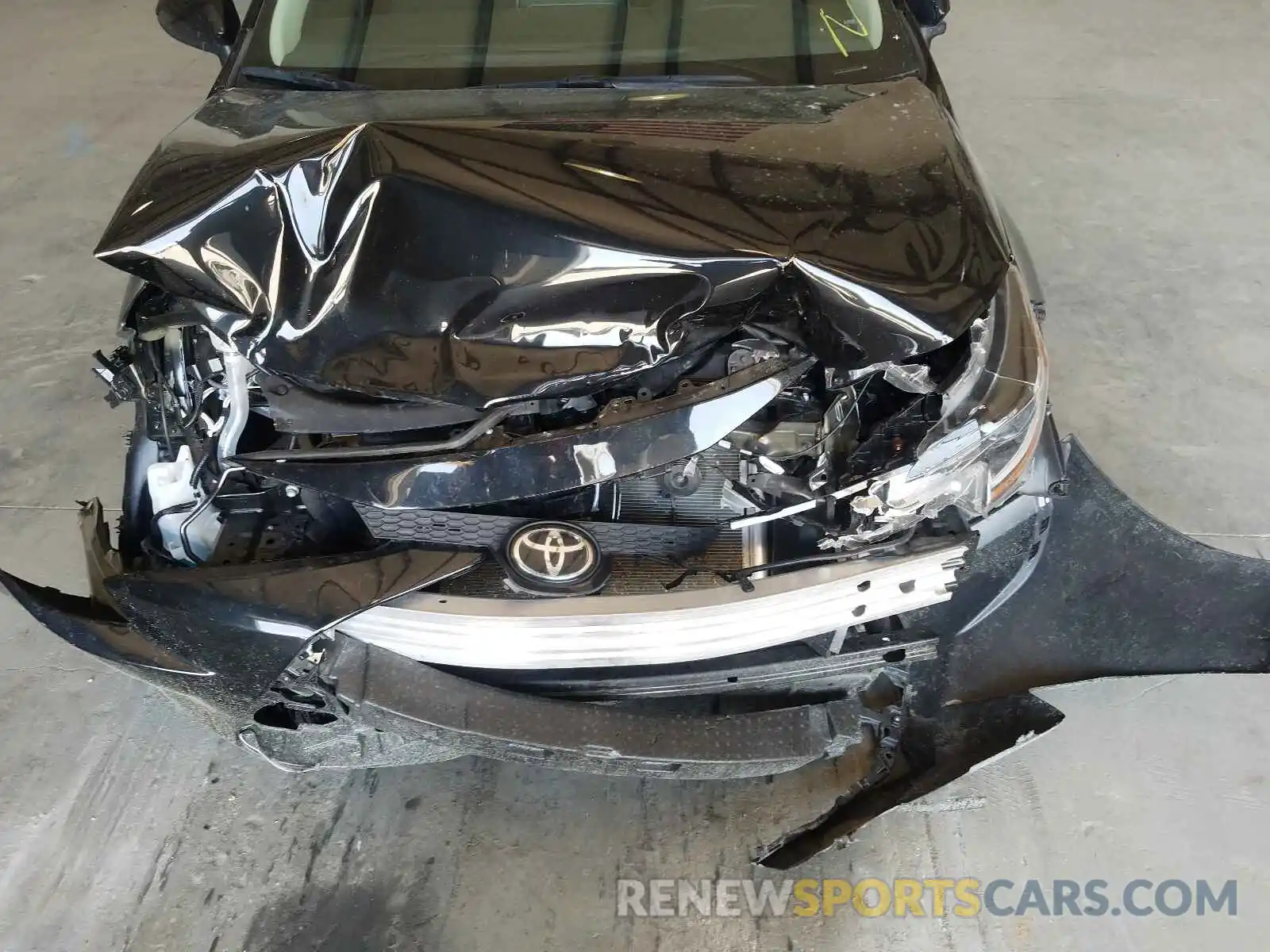 7 Photograph of a damaged car 5YFEPRAE9LP129333 TOYOTA COROLLA 2020