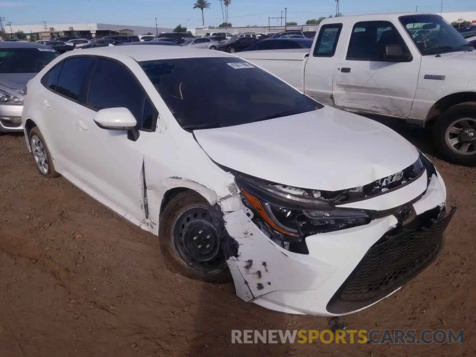 1 Photograph of a damaged car 5YFEPRAE9LP130692 TOYOTA COROLLA 2020