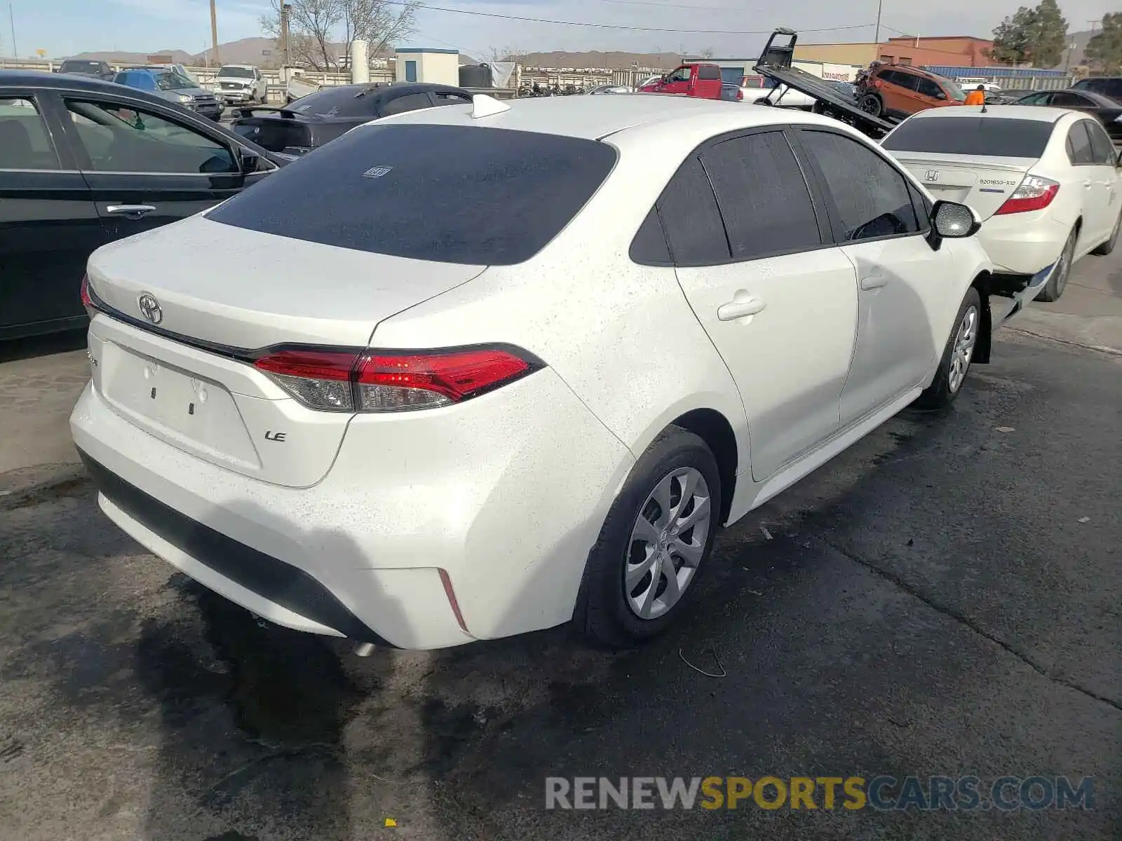 4 Photograph of a damaged car 5YFEPRAE9LP130949 TOYOTA COROLLA 2020