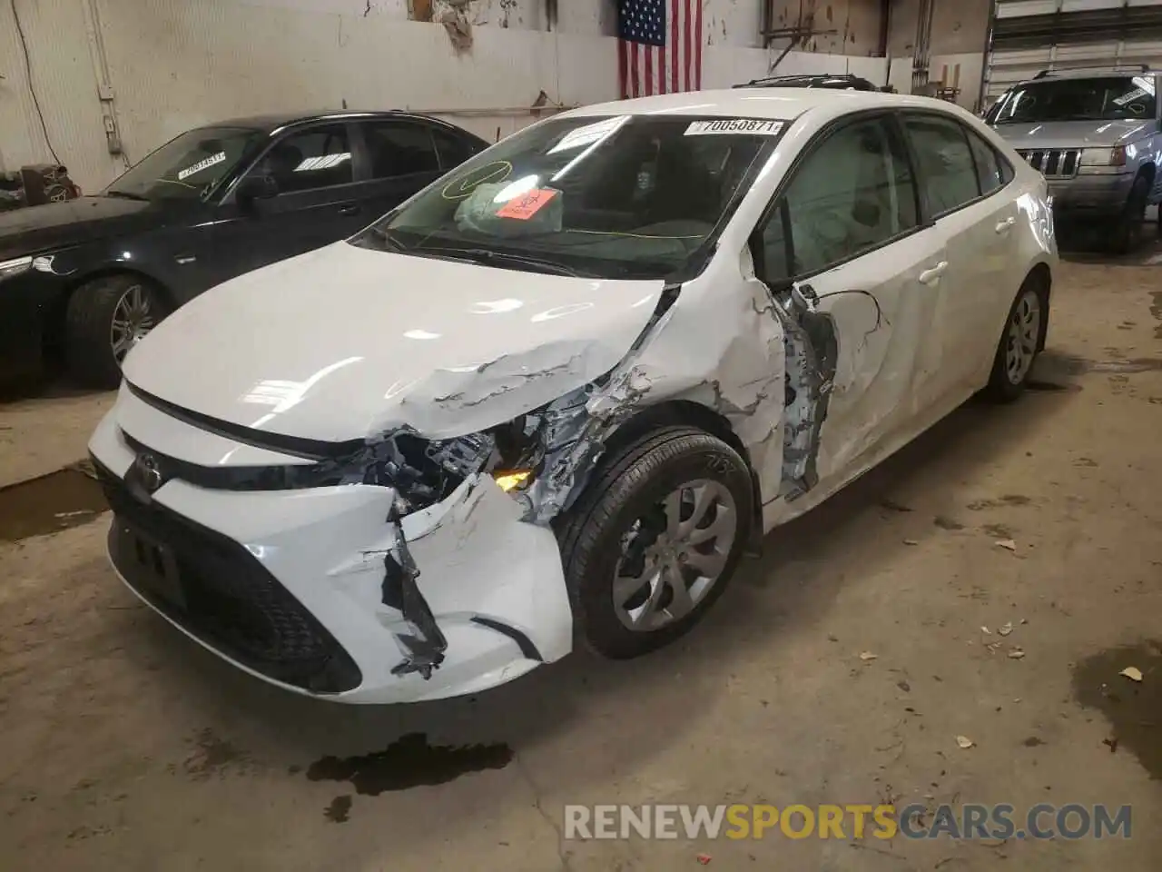 2 Photograph of a damaged car 5YFEPRAE9LP131776 TOYOTA COROLLA 2020