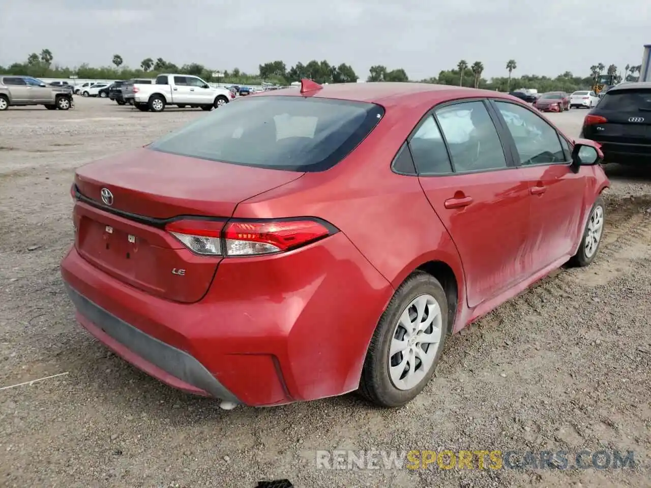 4 Photograph of a damaged car 5YFEPRAE9LP135360 TOYOTA COROLLA 2020