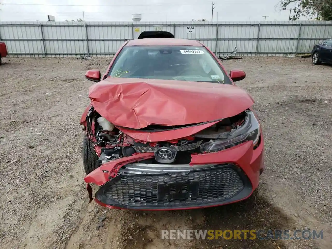 9 Photograph of a damaged car 5YFEPRAE9LP135360 TOYOTA COROLLA 2020