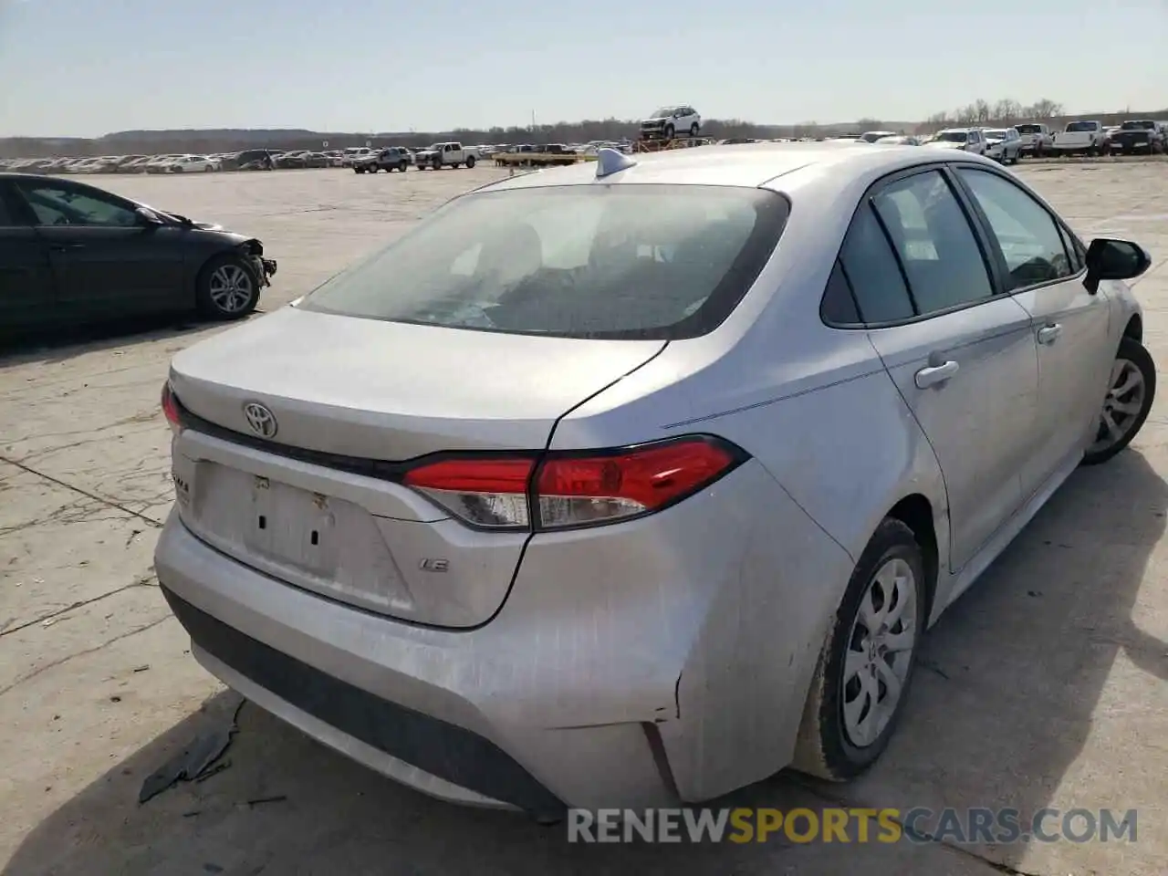 4 Photograph of a damaged car 5YFEPRAE9LP139800 TOYOTA COROLLA 2020