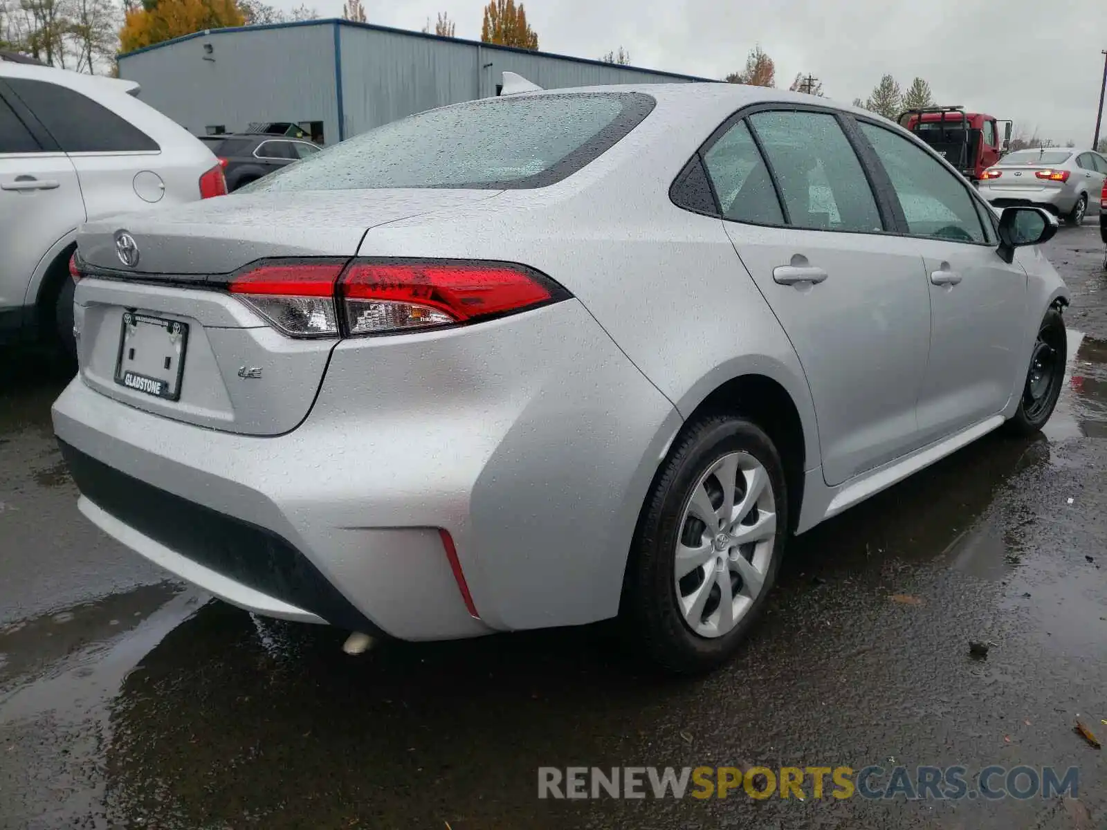 4 Photograph of a damaged car 5YFEPRAE9LP141434 TOYOTA COROLLA 2020