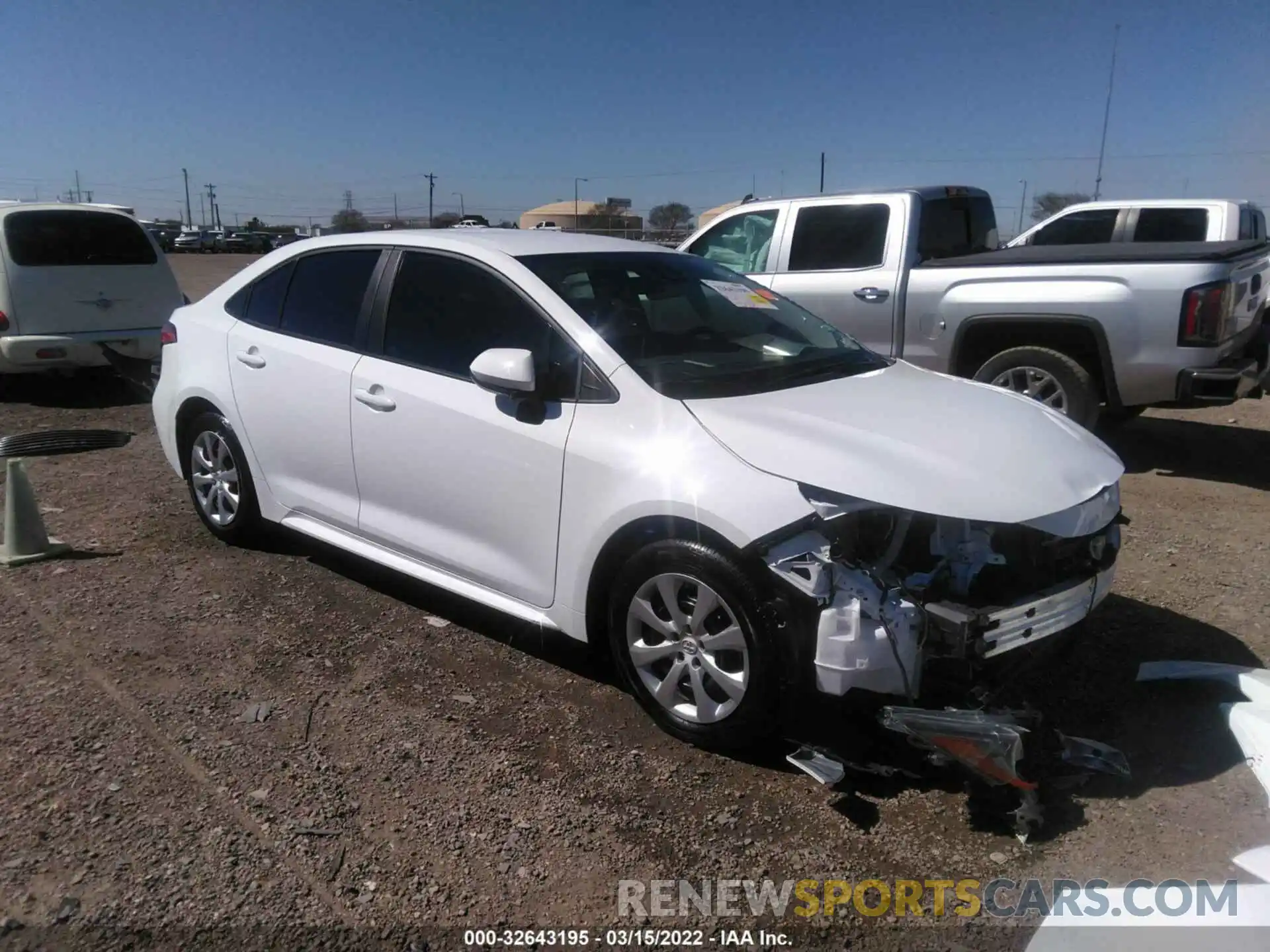 1 Photograph of a damaged car 5YFEPRAE9LP145449 TOYOTA COROLLA 2020