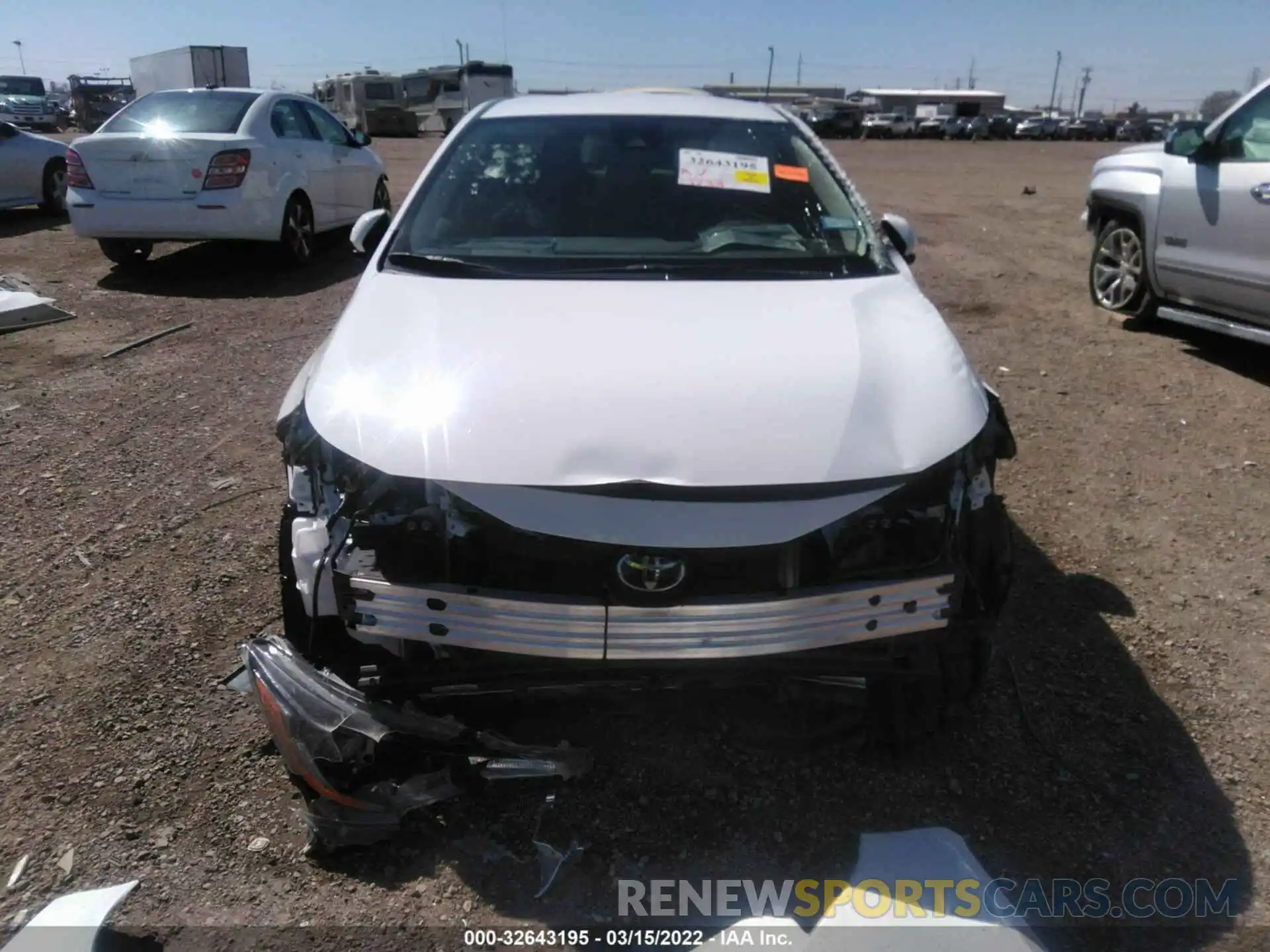 6 Photograph of a damaged car 5YFEPRAE9LP145449 TOYOTA COROLLA 2020