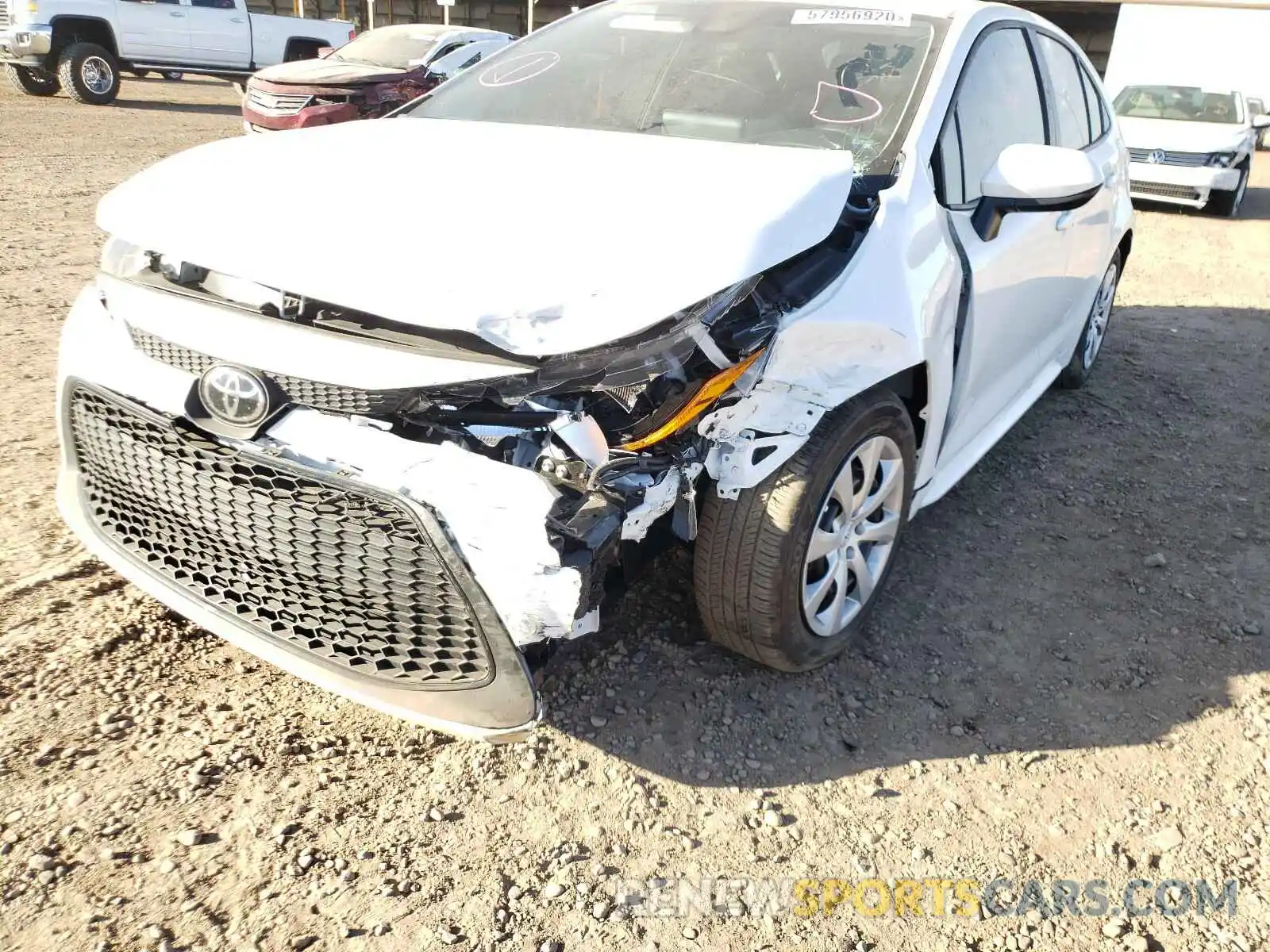 9 Photograph of a damaged car 5YFEPRAE9LP145497 TOYOTA COROLLA 2020