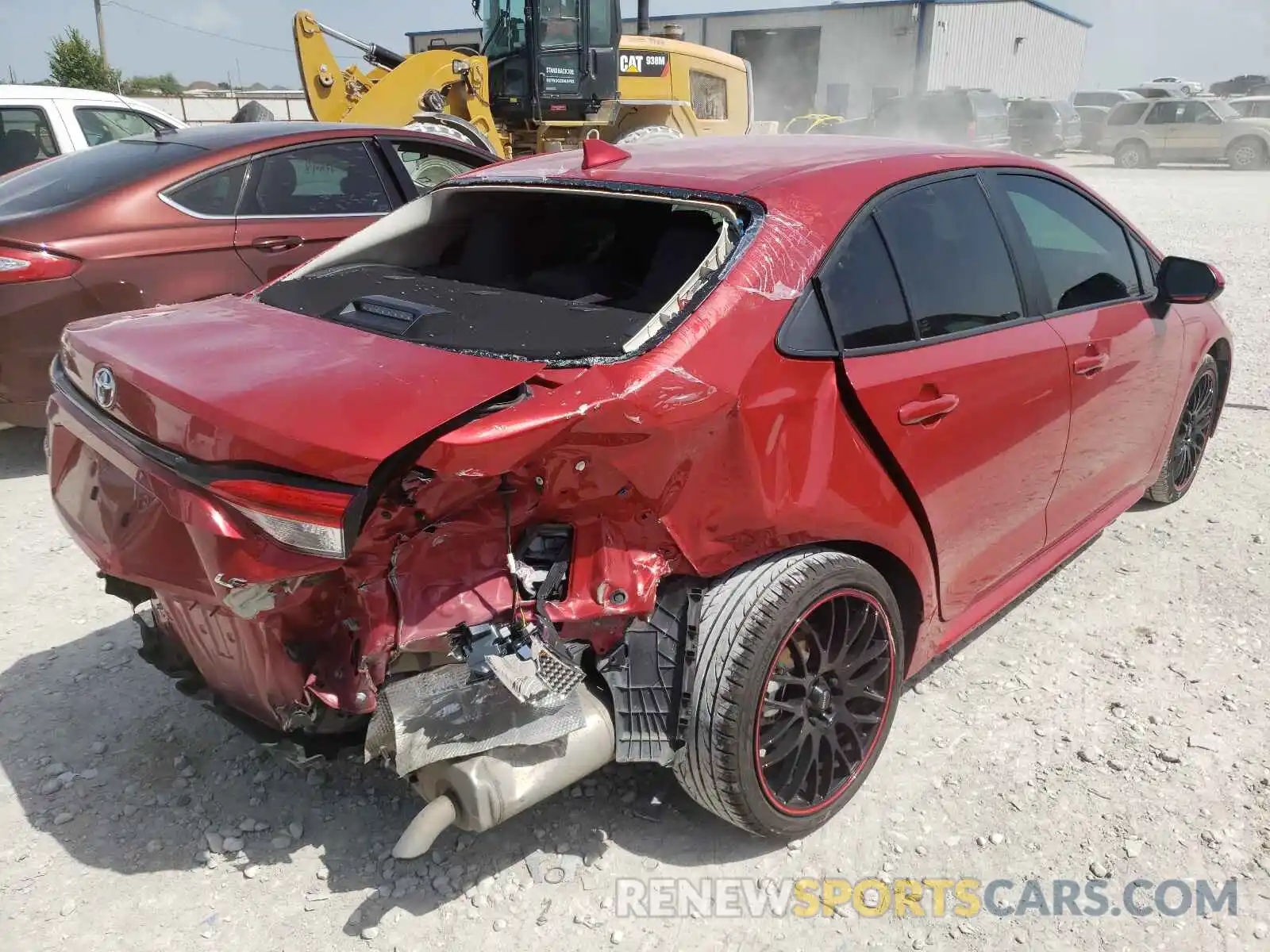 4 Photograph of a damaged car 5YFEPRAE9LP146620 TOYOTA COROLLA 2020