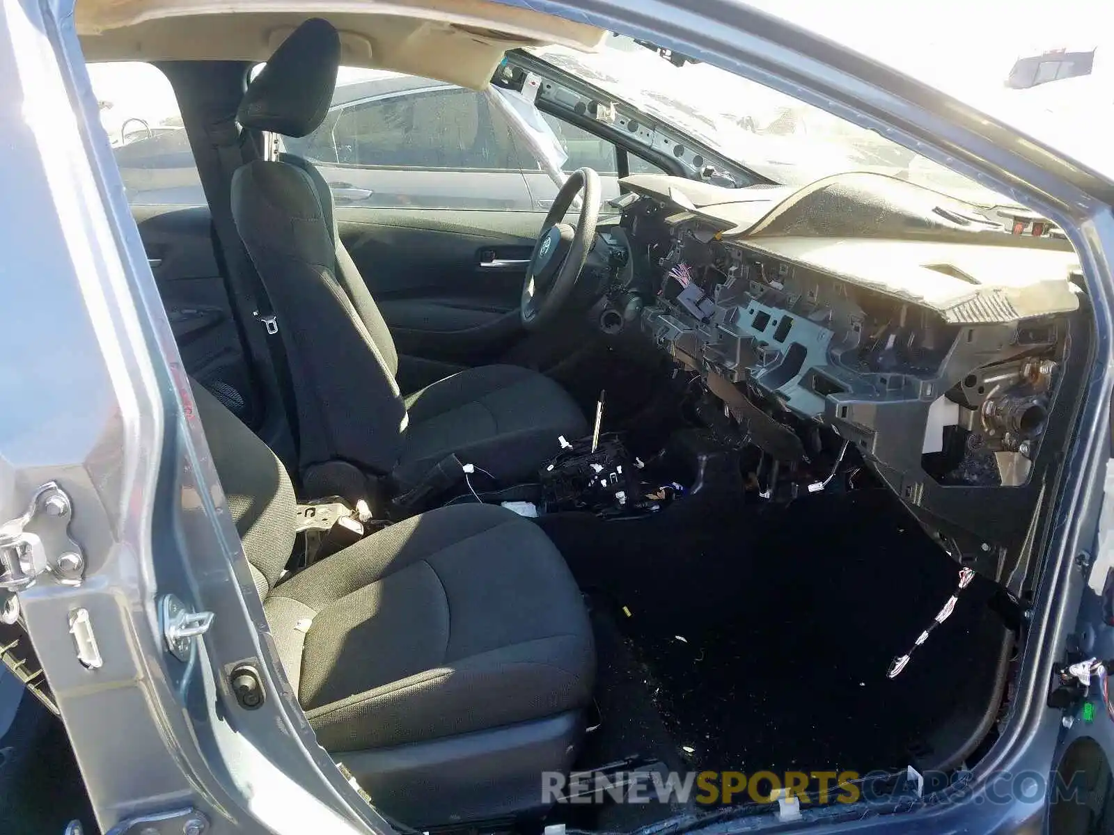 5 Photograph of a damaged car 5YFEPRAEXLP005779 TOYOTA COROLLA 2020