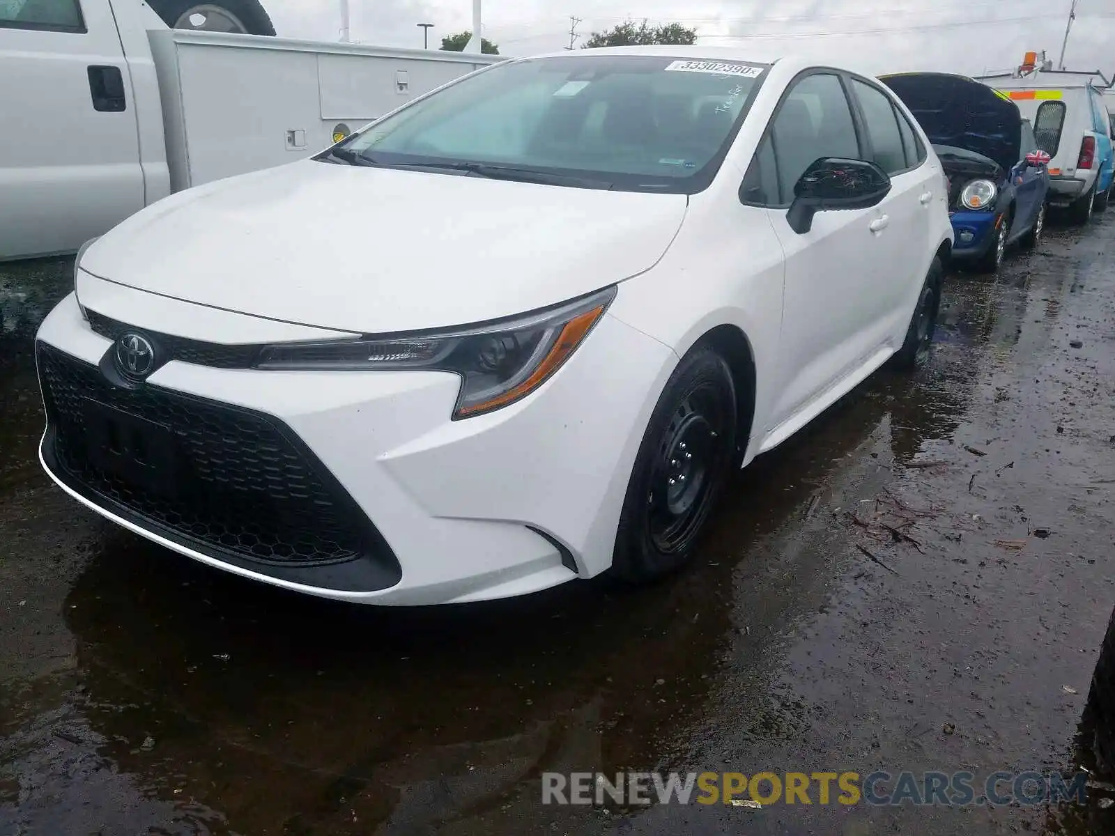 2 Photograph of a damaged car 5YFEPRAEXLP007211 TOYOTA COROLLA 2020