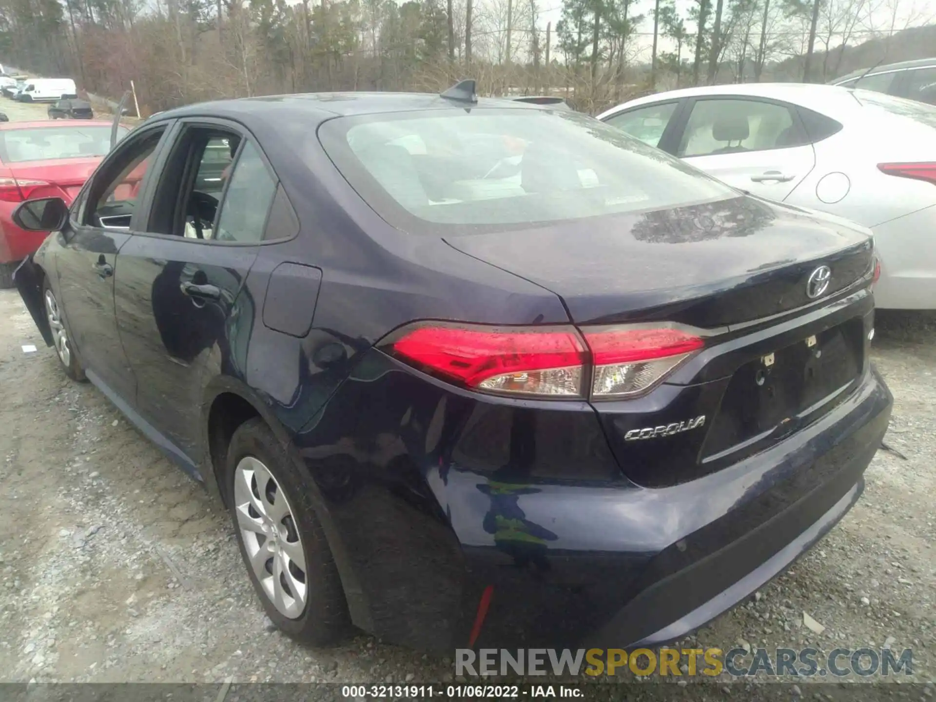 3 Photograph of a damaged car 5YFEPRAEXLP007709 TOYOTA COROLLA 2020